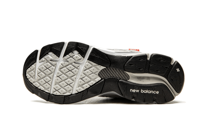 New Balance 990 v3 Grey
