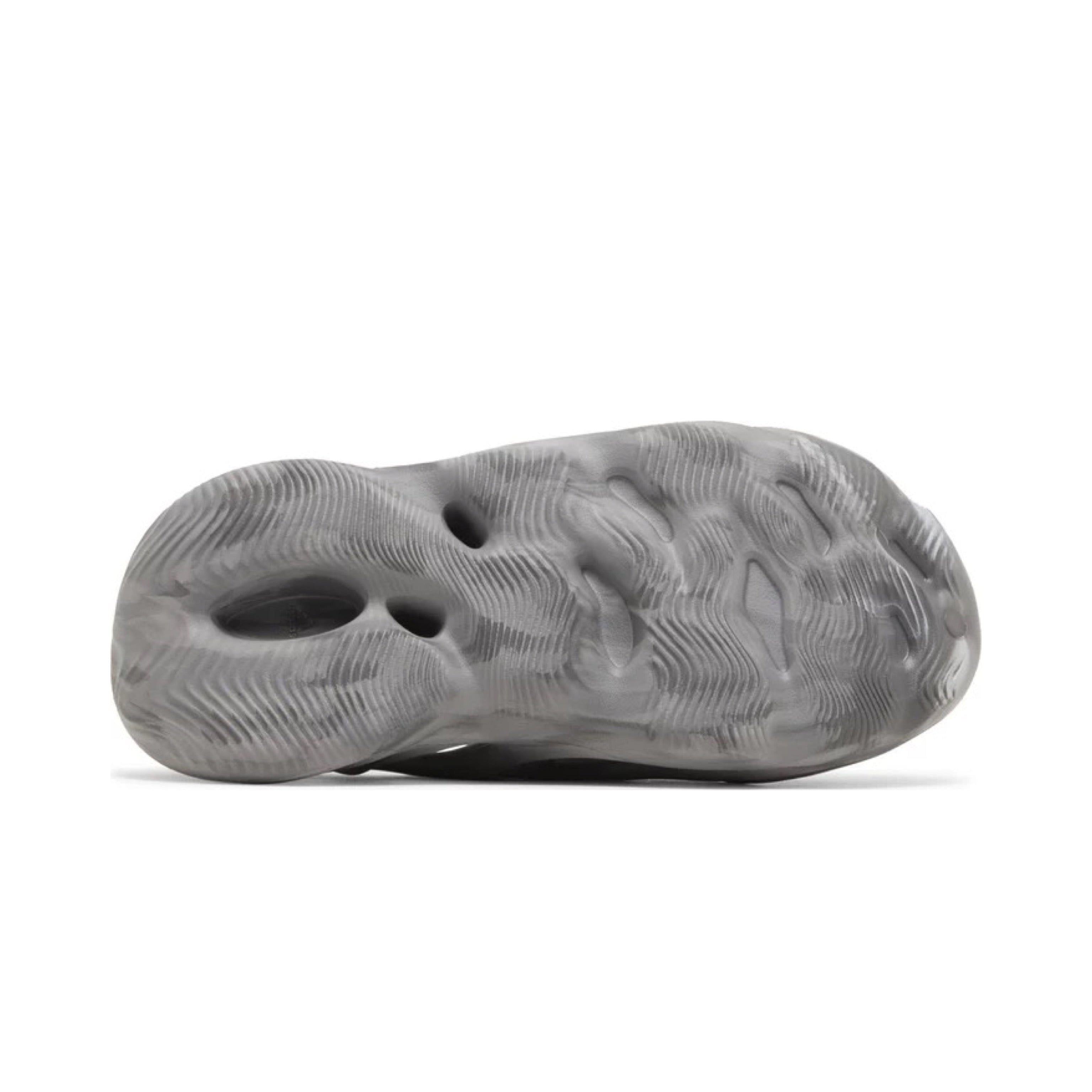 adidas YEEZY FOAM RNR MX Granite