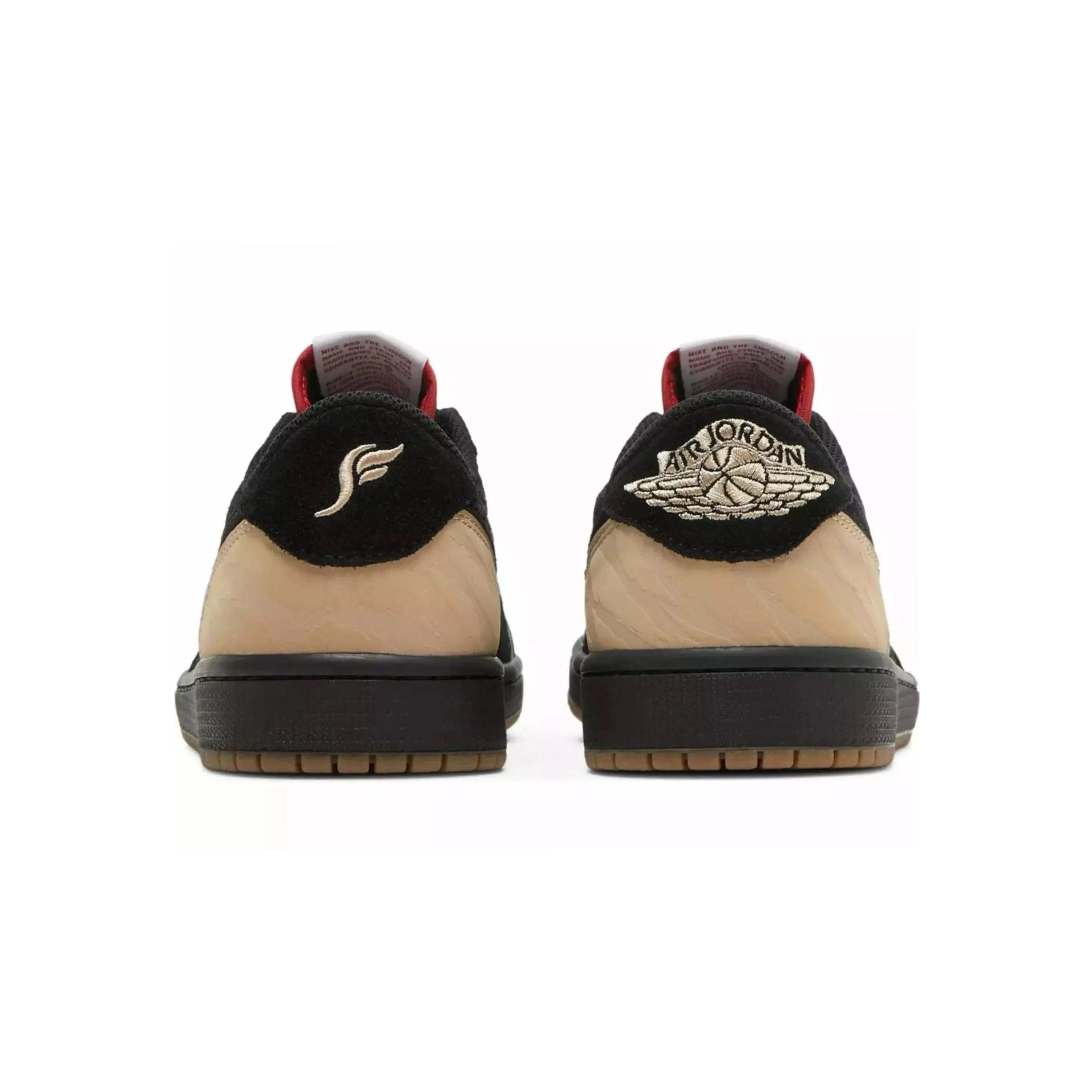 Nike AIR JORDAN 1 LOW x SOLEFLY