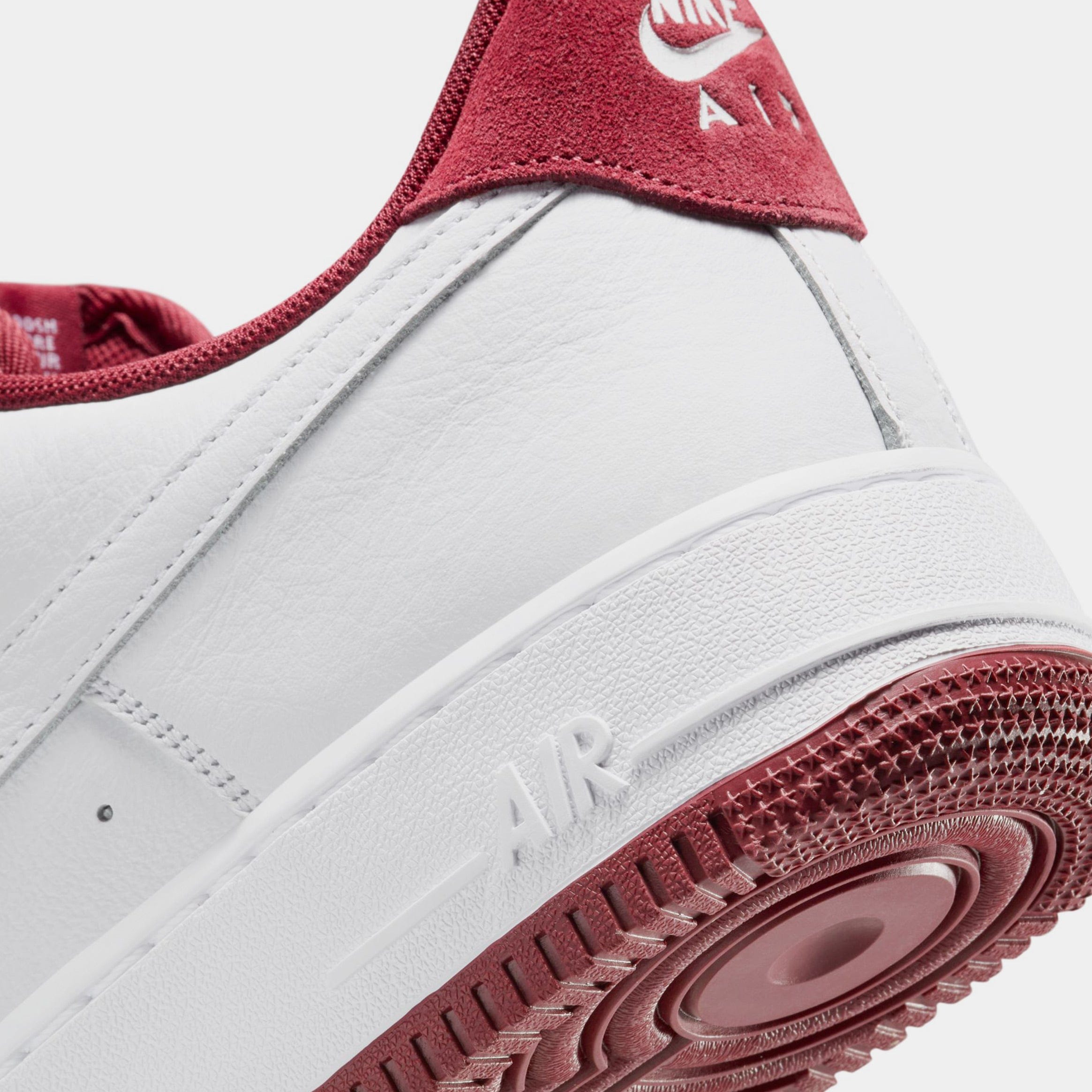Nike Air Force 1 '07 LV8 Mens Lifestyle Shoes (White/Team Red)