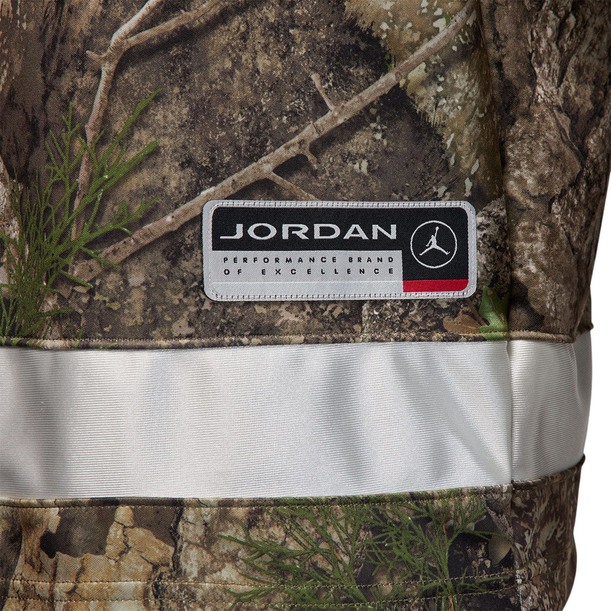 Air Jordan Brooklyn Men's Realtree Hockey Jersey Medium Olive/Sail/Sail