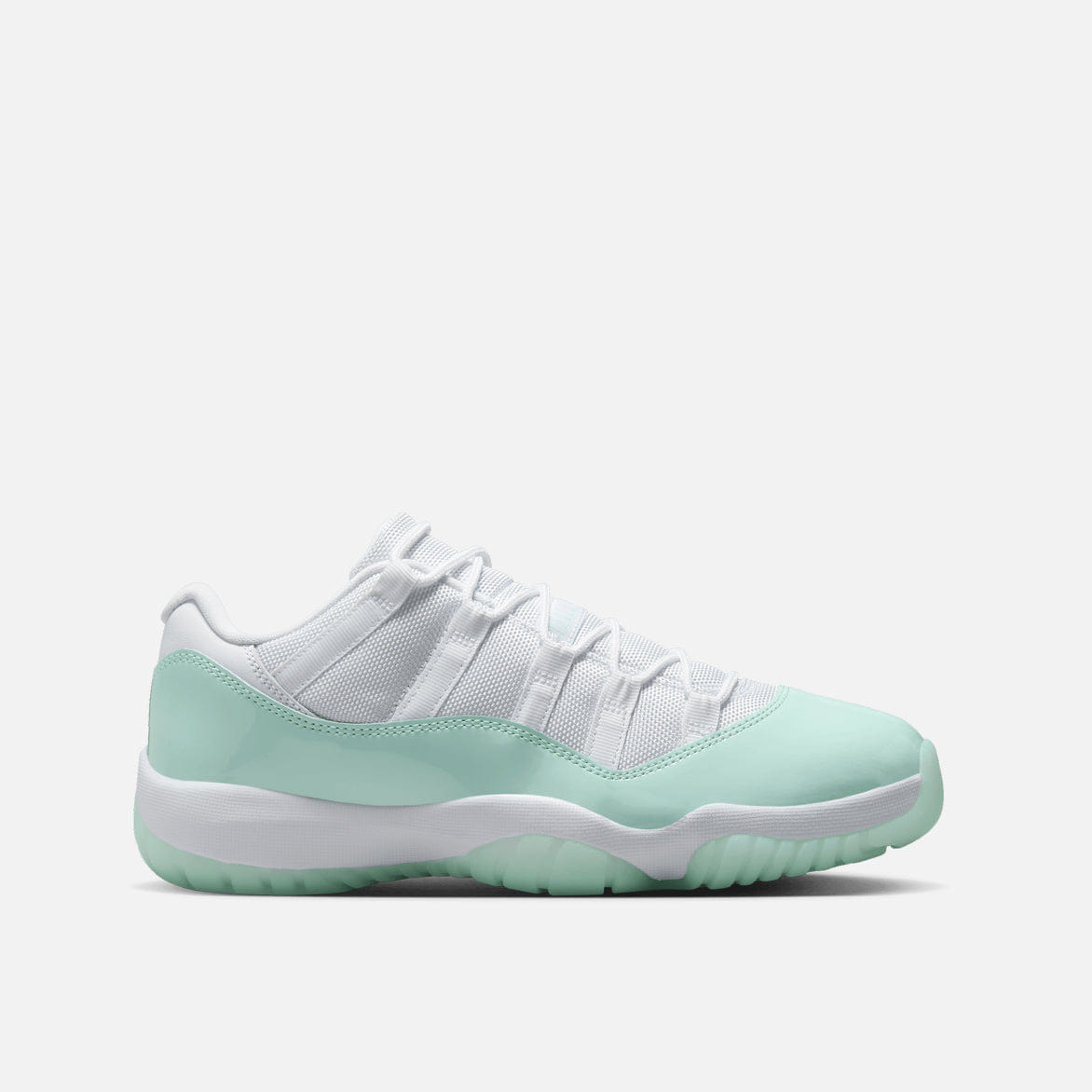 Air Jordan WMNS AIR JORDAN 11 RETRO LOW IGLOO
