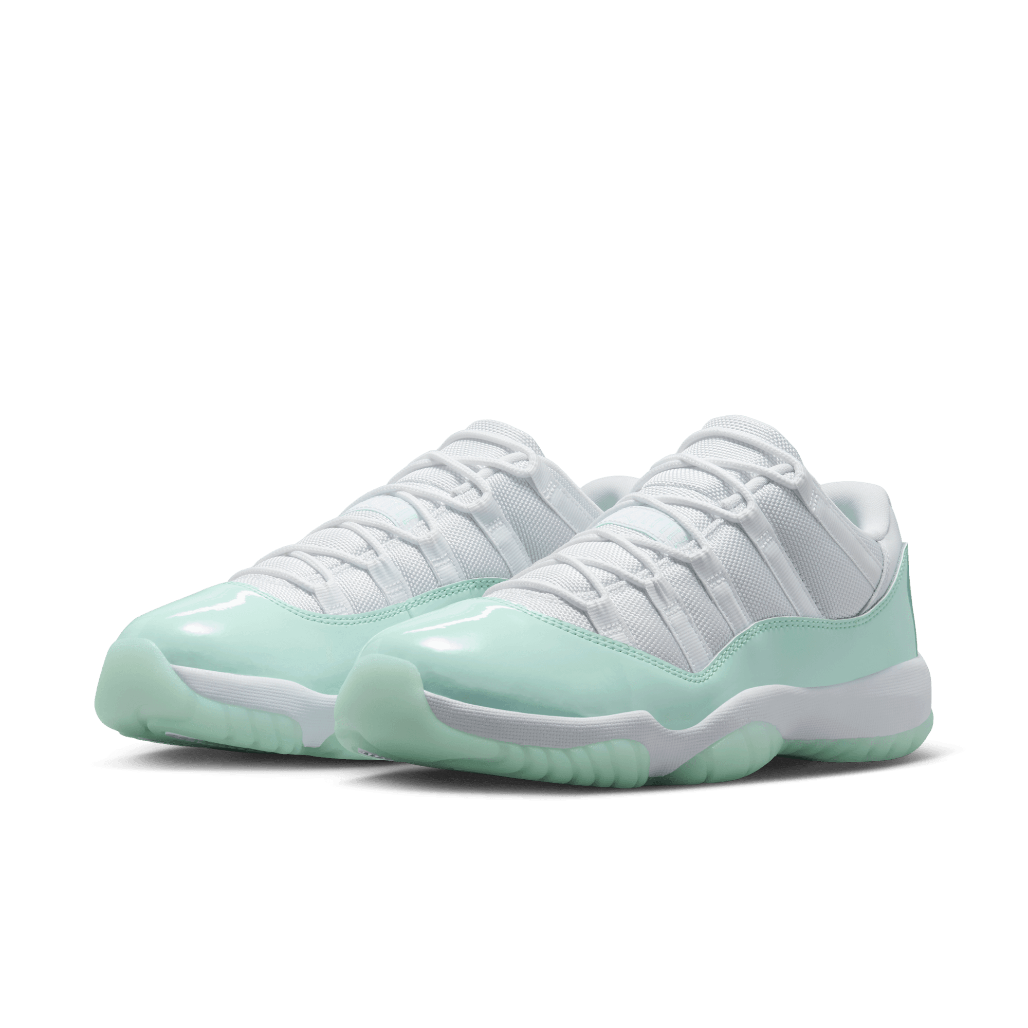 Air Jordan WMNS AIR JORDAN 11 RETRO LOW IGLOO