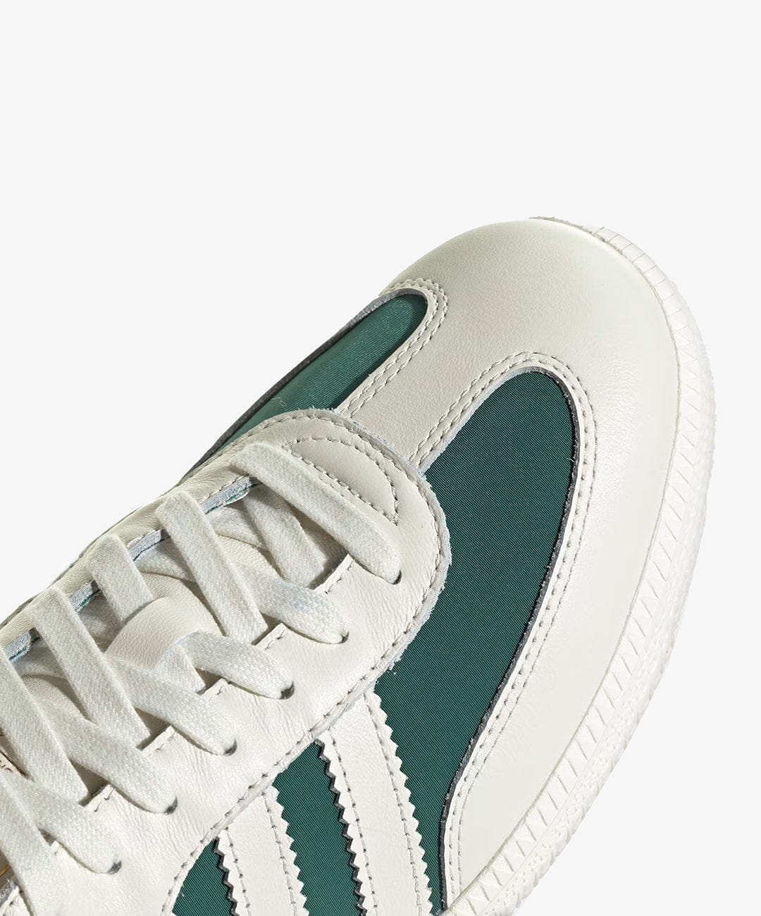 ADIDAS ORIGINALS | SAMBA OG { OFF WHITE/COLLEGIATE GREEN