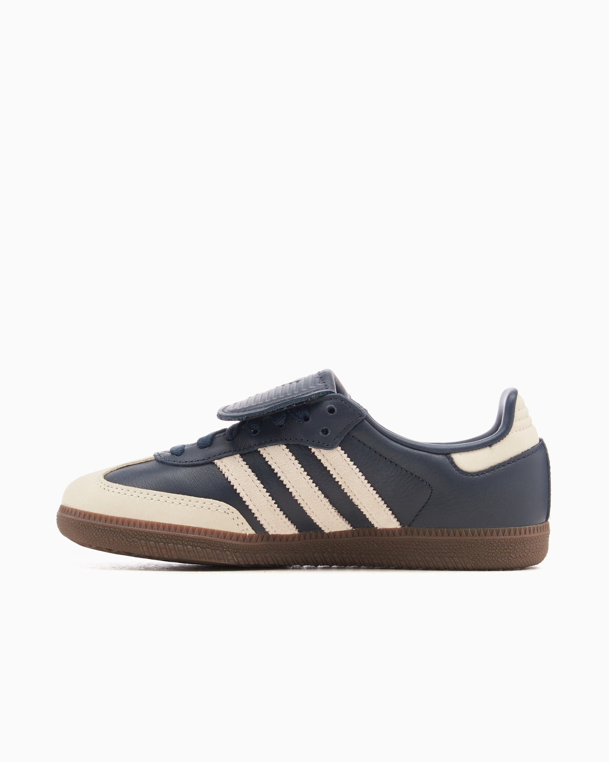 adidas Originals Women's Samba LT