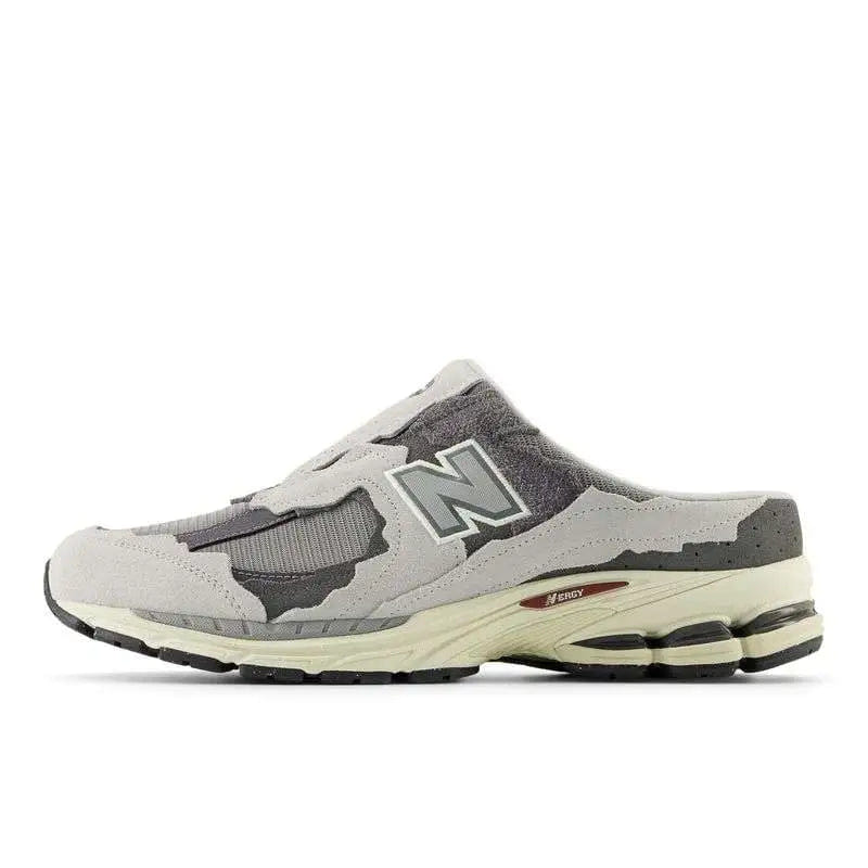 New Balance 2002R Mule Protection Pack Rain Cloud - Preorder