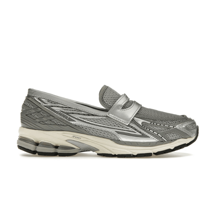 New Balance 1906 l Metallic Silver