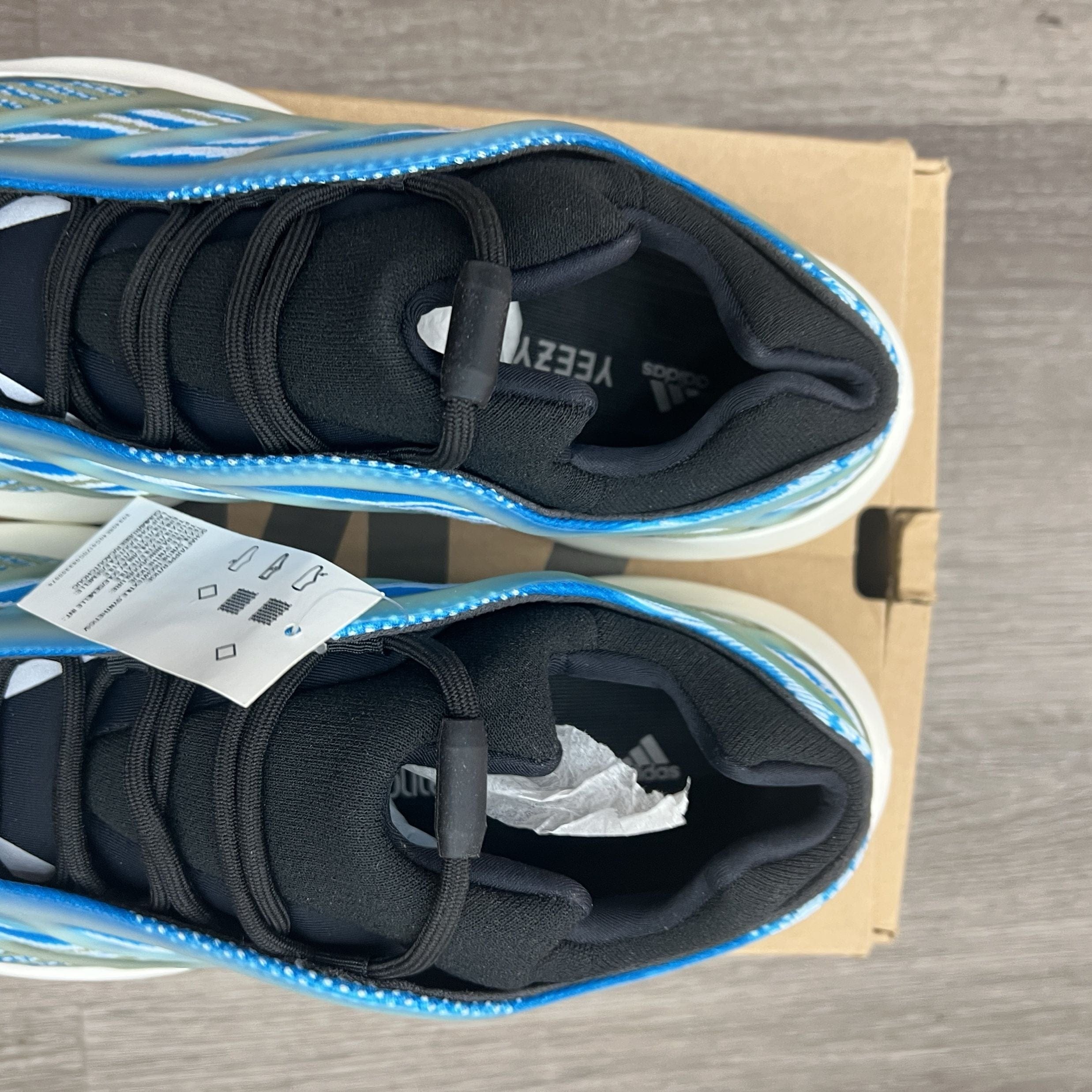adidas Yeezy 700 V3 Arzareth PRICE DROP