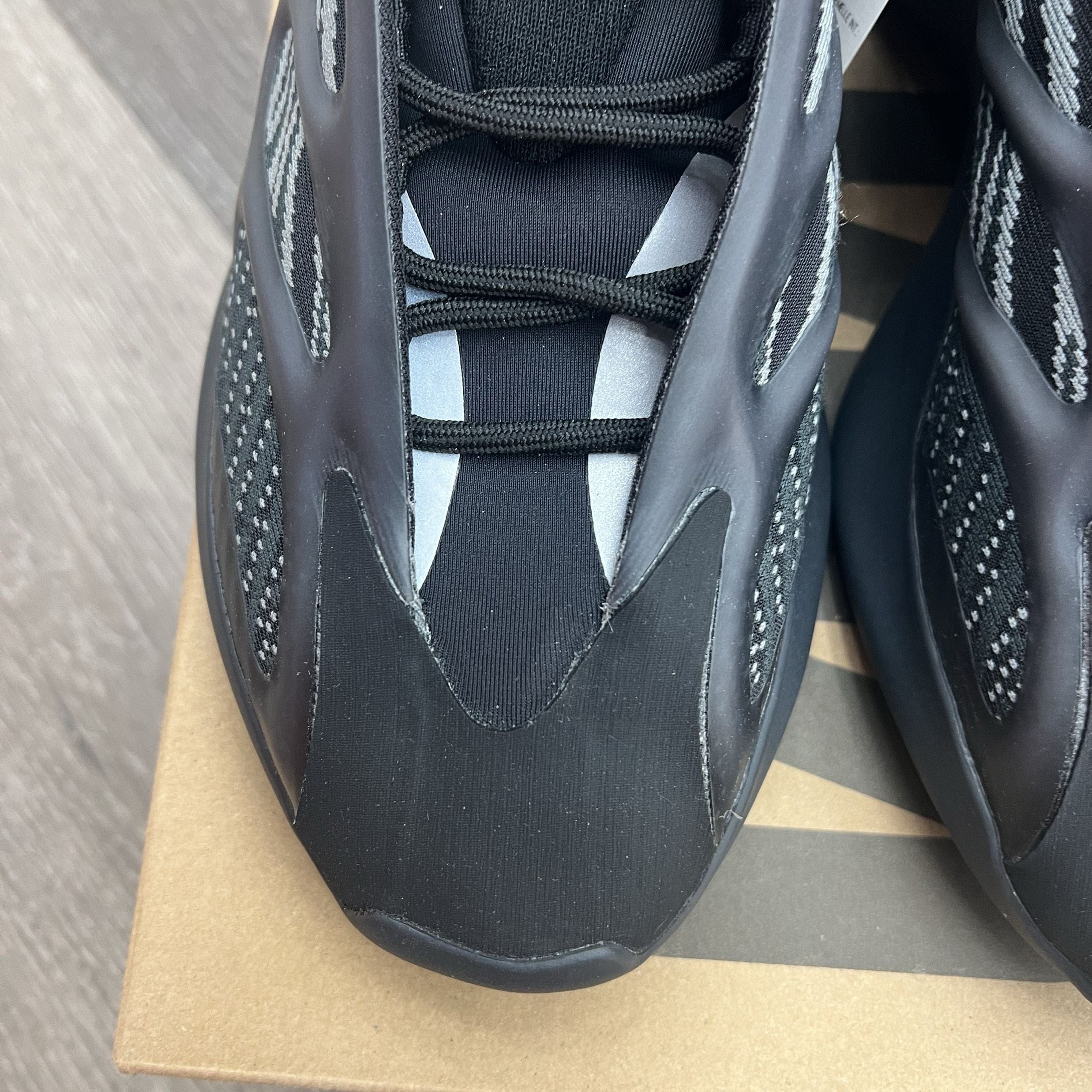 adidas Yeezy 700 V3 Alvah PRICE DROP