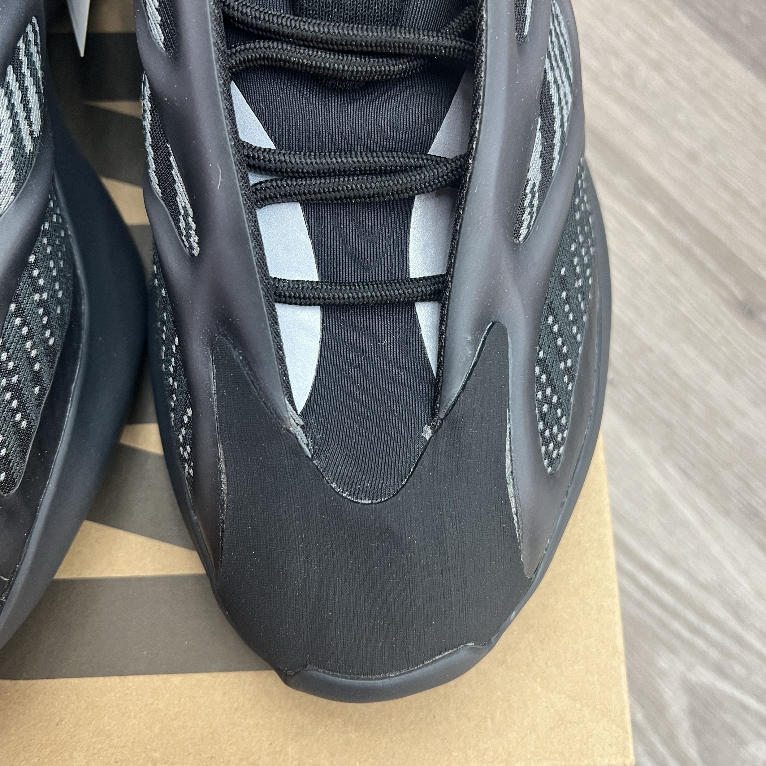 adidas Yeezy 700 V3 Alvah PRICE DROP