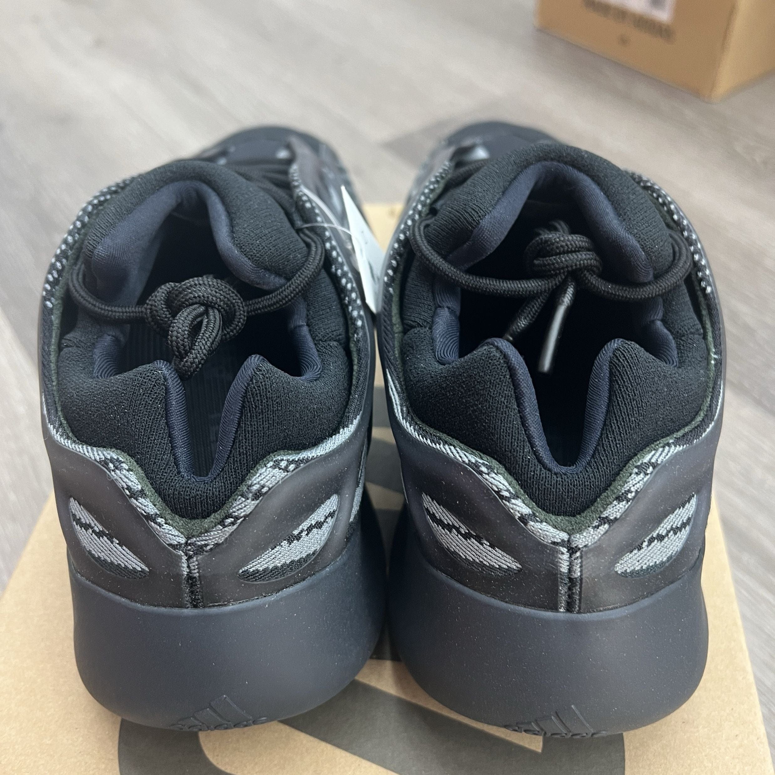 adidas Yeezy 700 V3 Alvah PRICE DROP