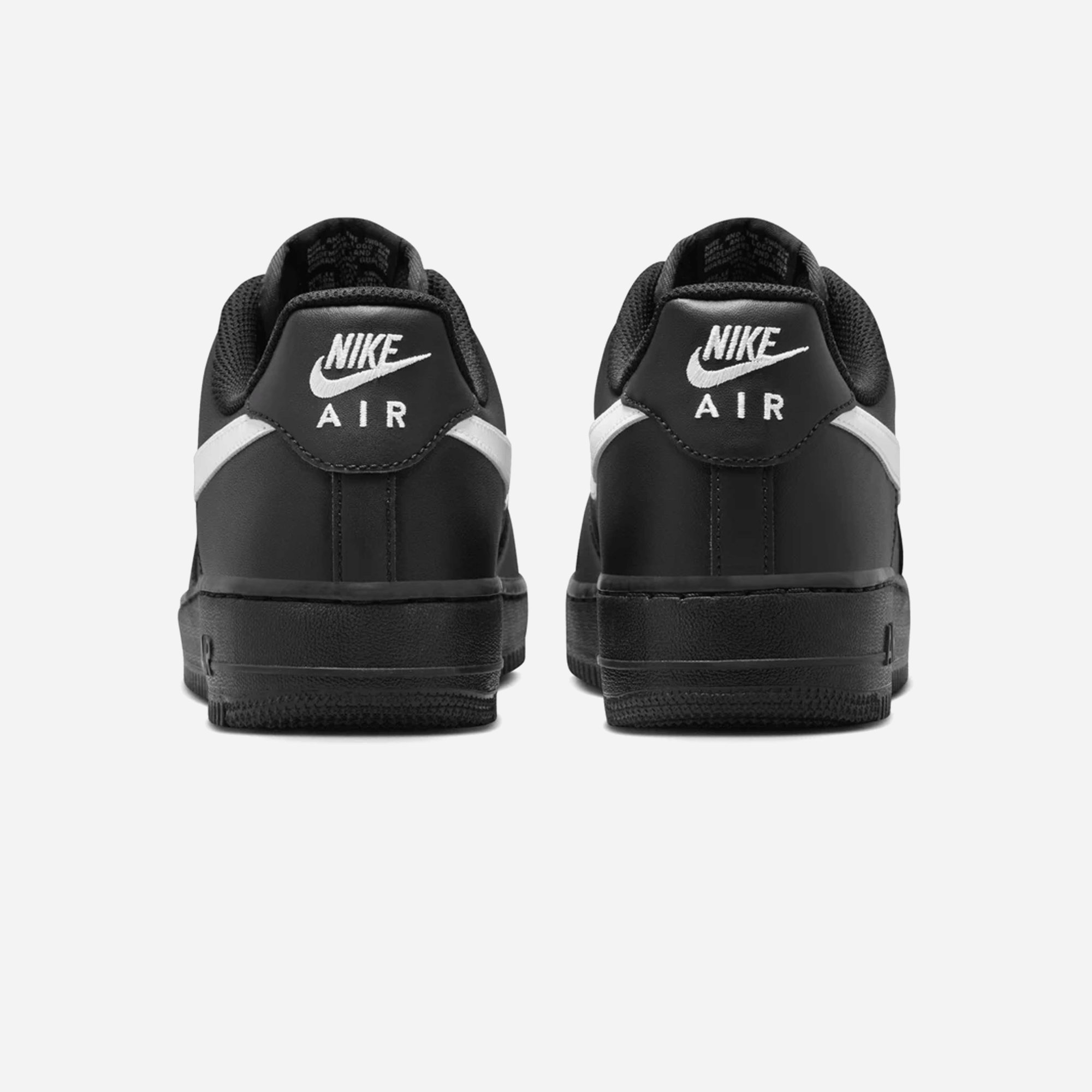 Air Jordan Nike Air Force 1 Low '07 Black White