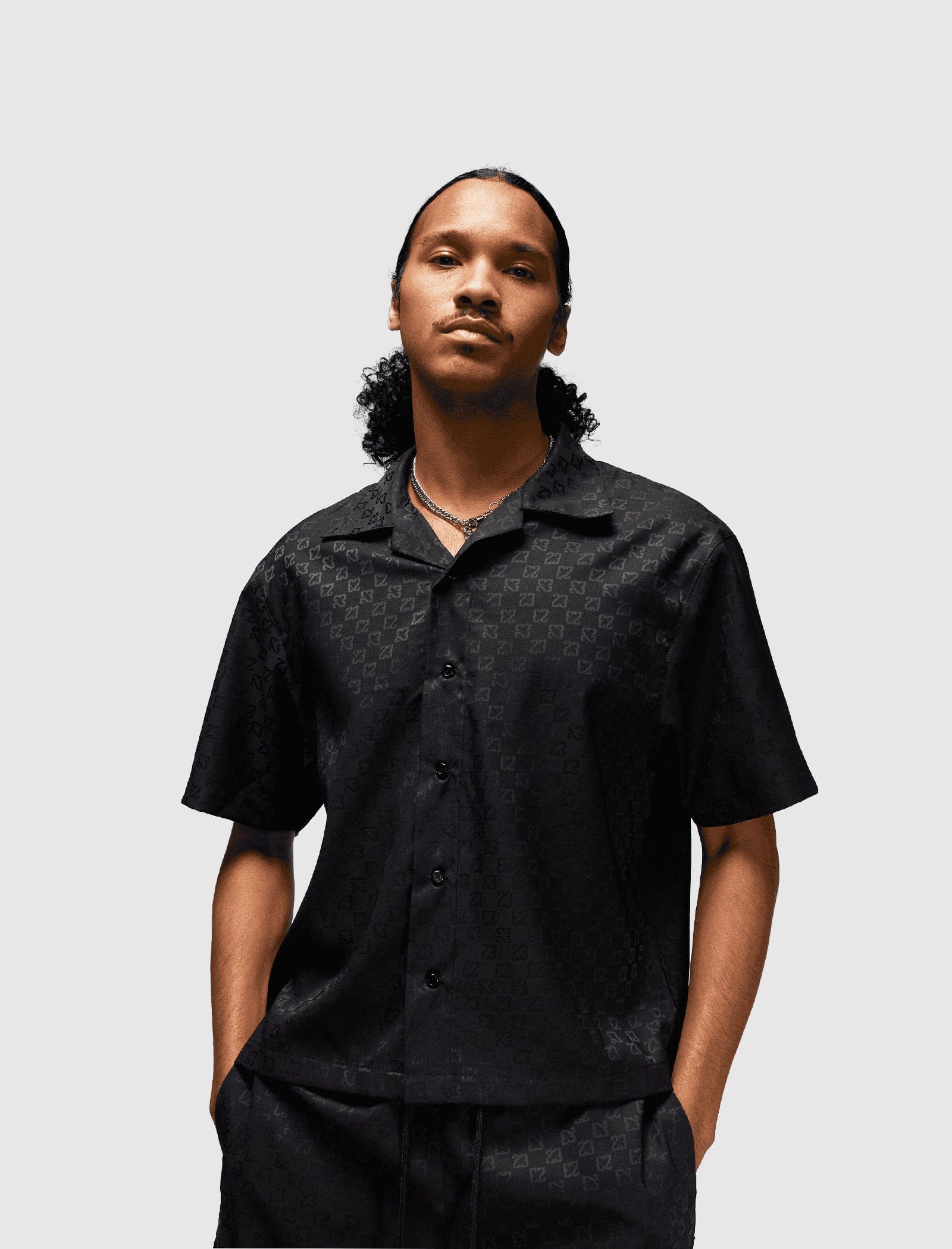 Air Jordan ESSENTIALS WOVEN SHIRT