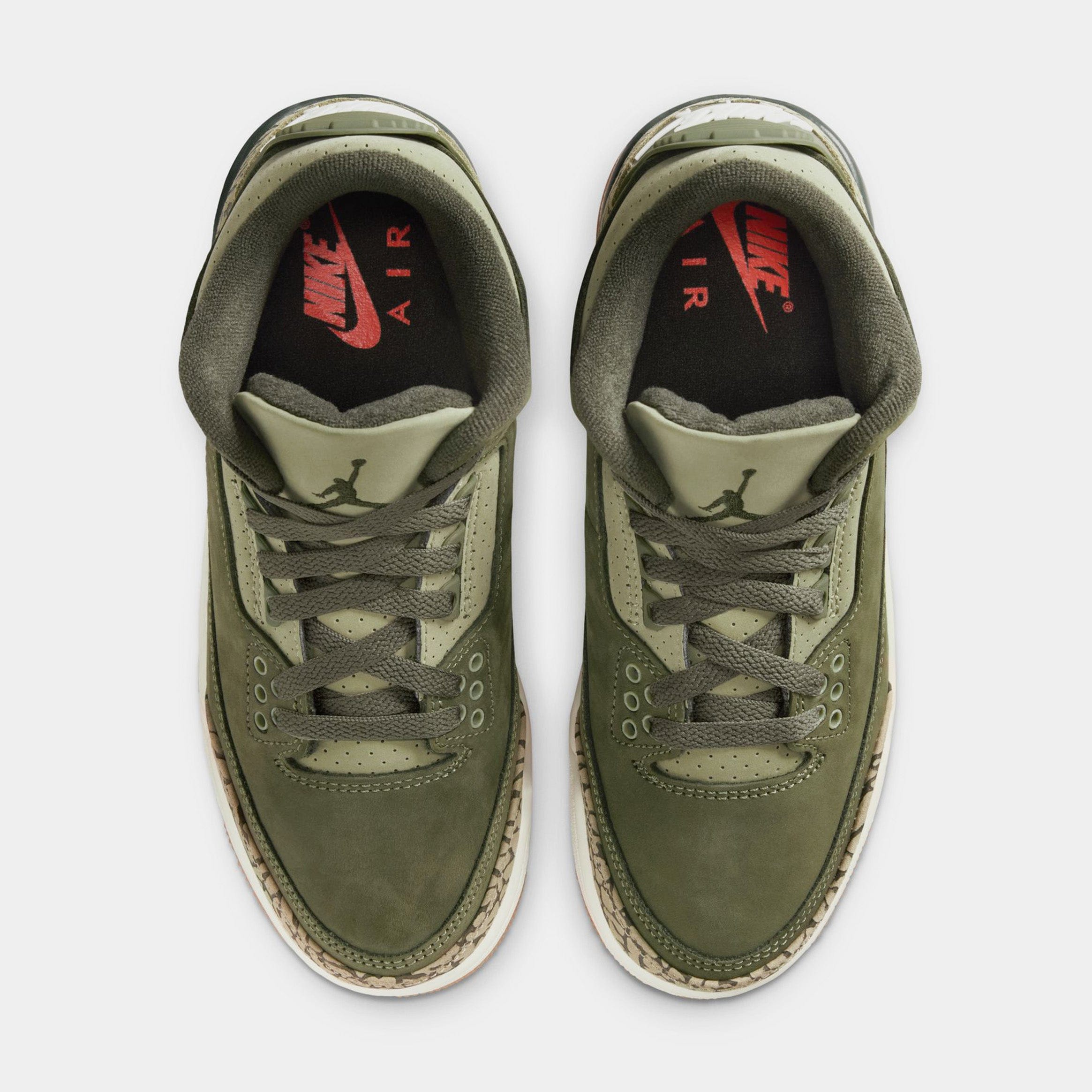 Air Jordan 3 Retro Medium Olive Grade School Lifestyle Shoes (Medium Olive/Sequoia/Neutral Olive/Sail/Total Crimson)
