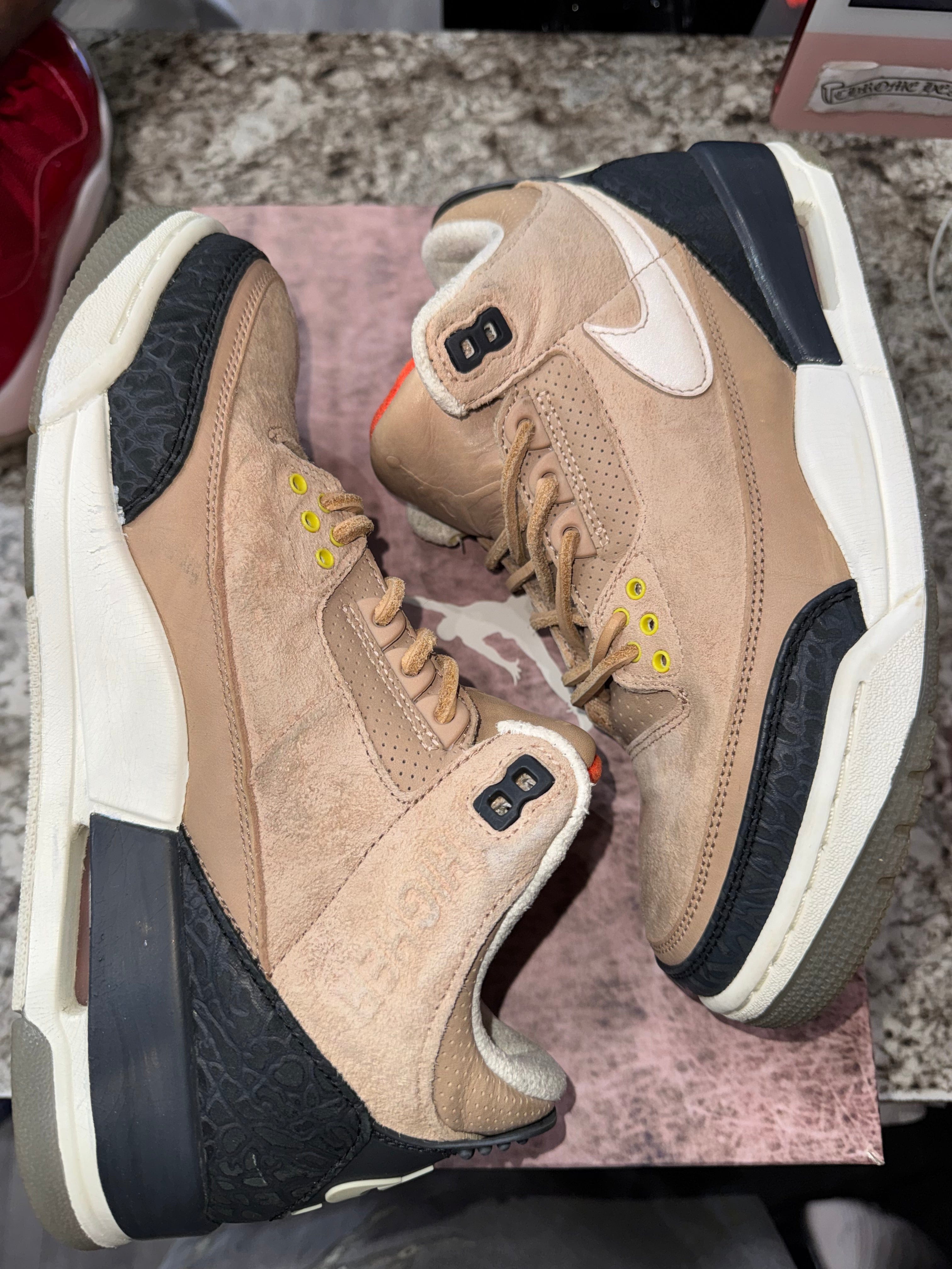 Air Jordan Jordan 3 Retro JTH Bio Beige (DAMAGED BOX)