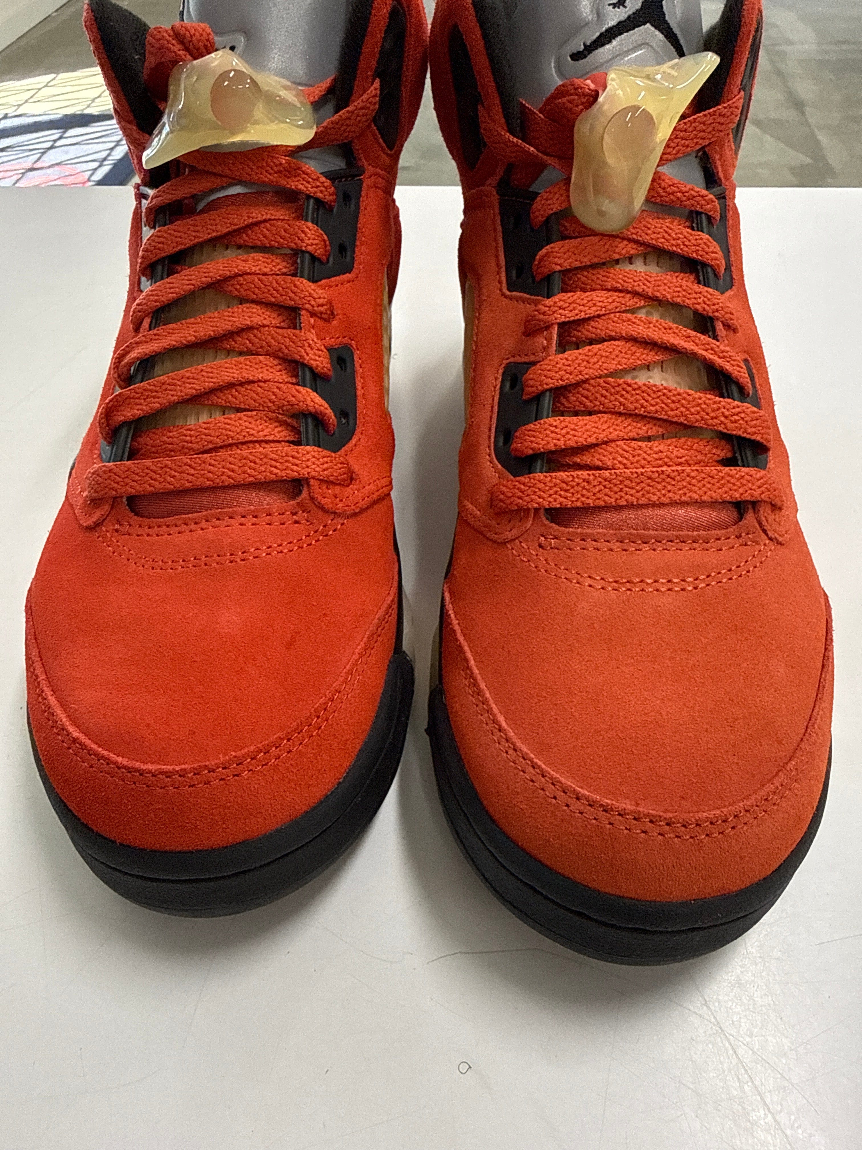 Air Jordan WMNS AIR JORDAN 5 DUNK ON MARS - SIZE 9.5 (WORN)