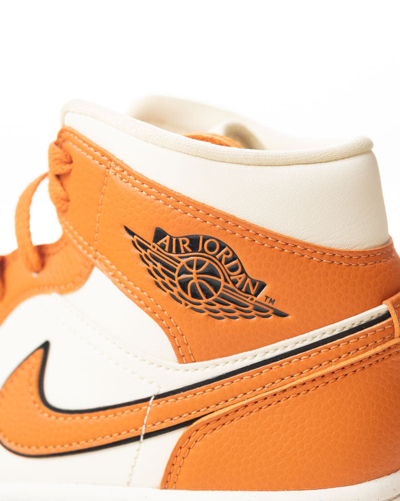 Air Jordan Nike Air Jordan 1 Mid SE Sport Spice WMNS (UK 5)