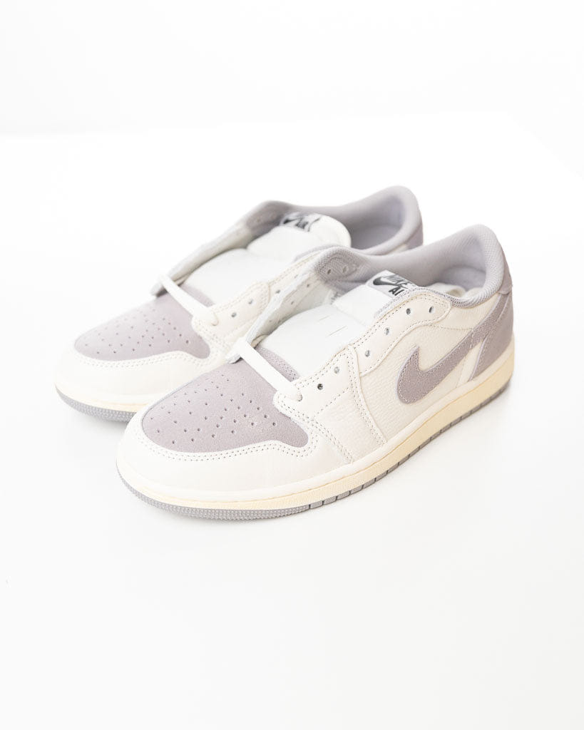 Air Jordan Nike Air Jordan 1 Retro Low OG Atmosphere Grey (UK 7)