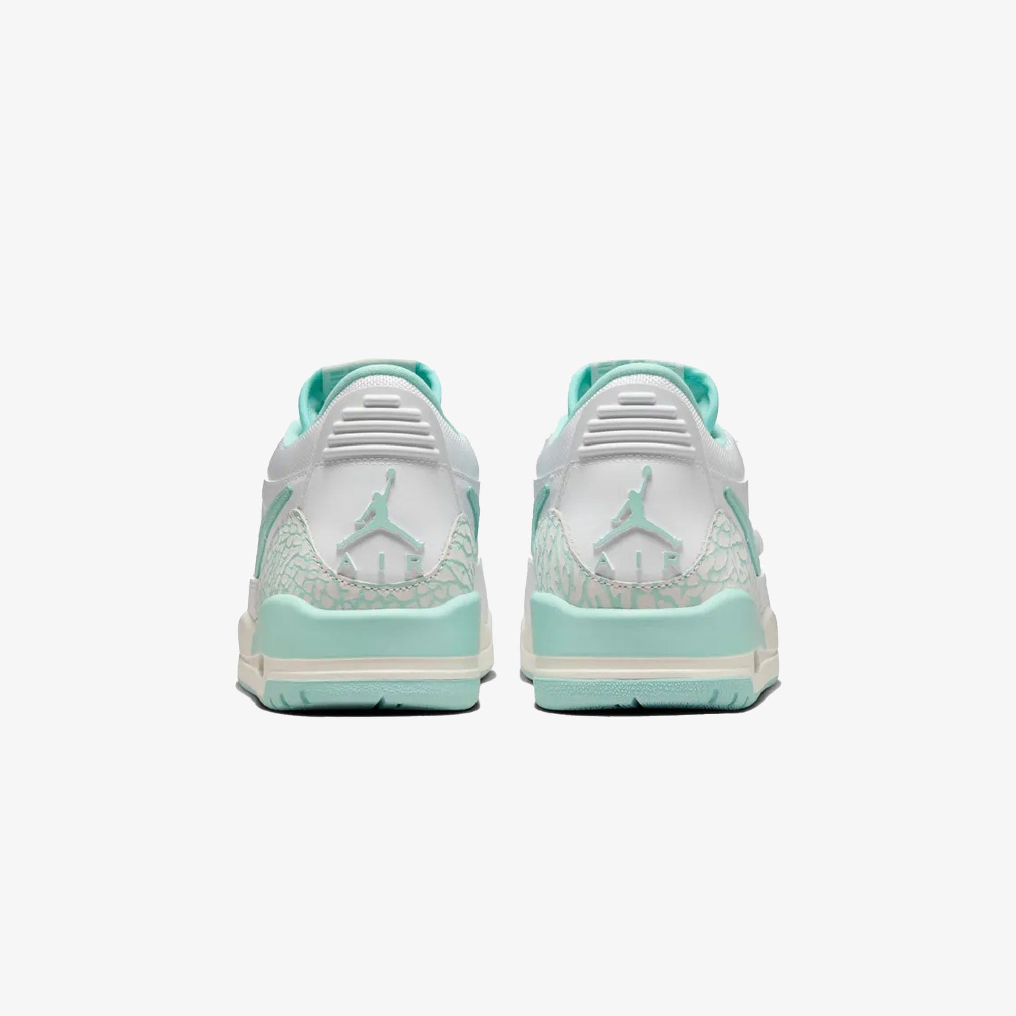 Air Jordan JORDAN | AIR JORDAN LEGACY 312 LOW { WHITE/LIGHT DEW - SAIL
