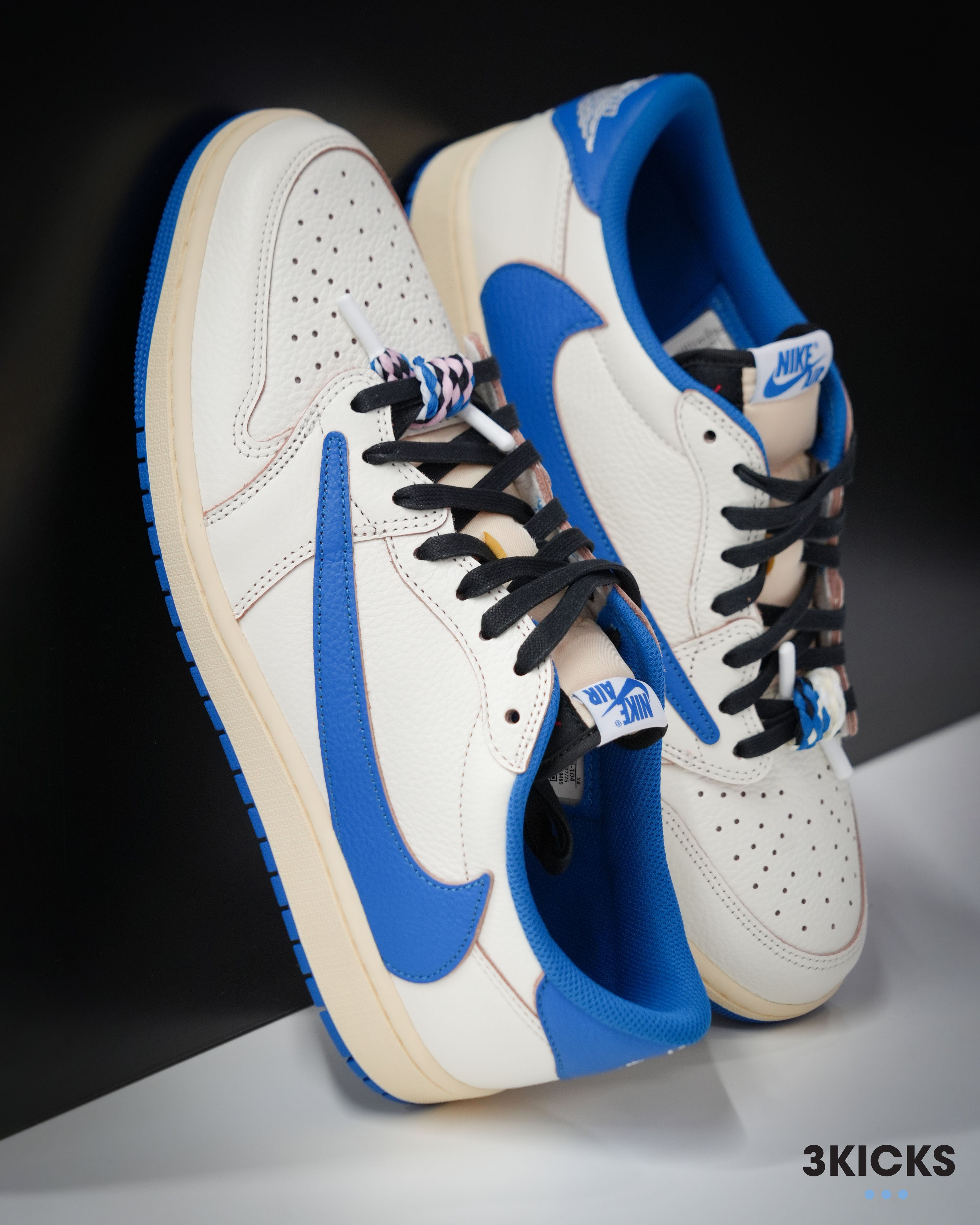 Air Jordan Travis Scott x fragment design x Air Jordan 1 Low OG Military Blue