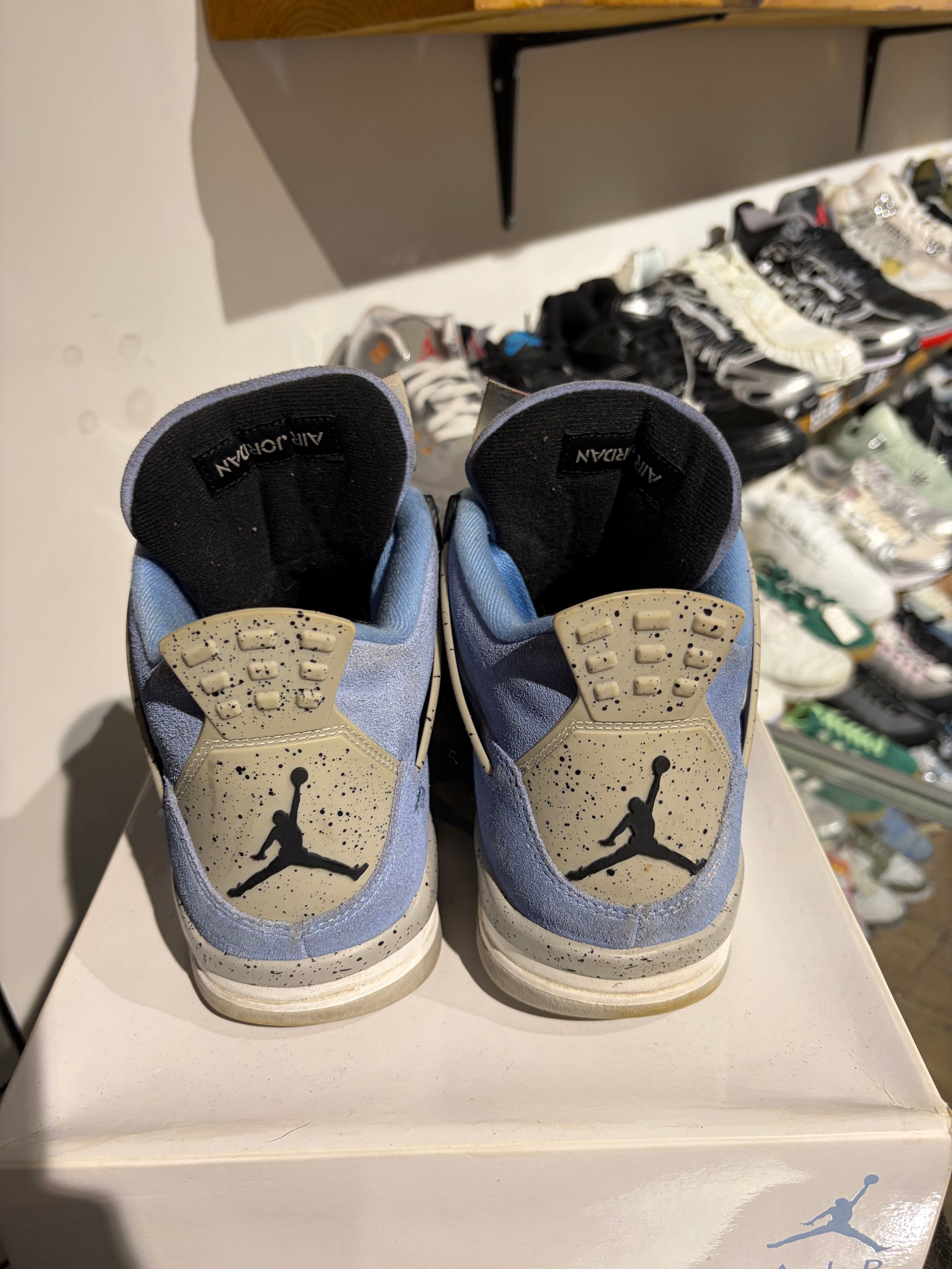 Air Jordan Jordan 4 University Blue UK 8.5