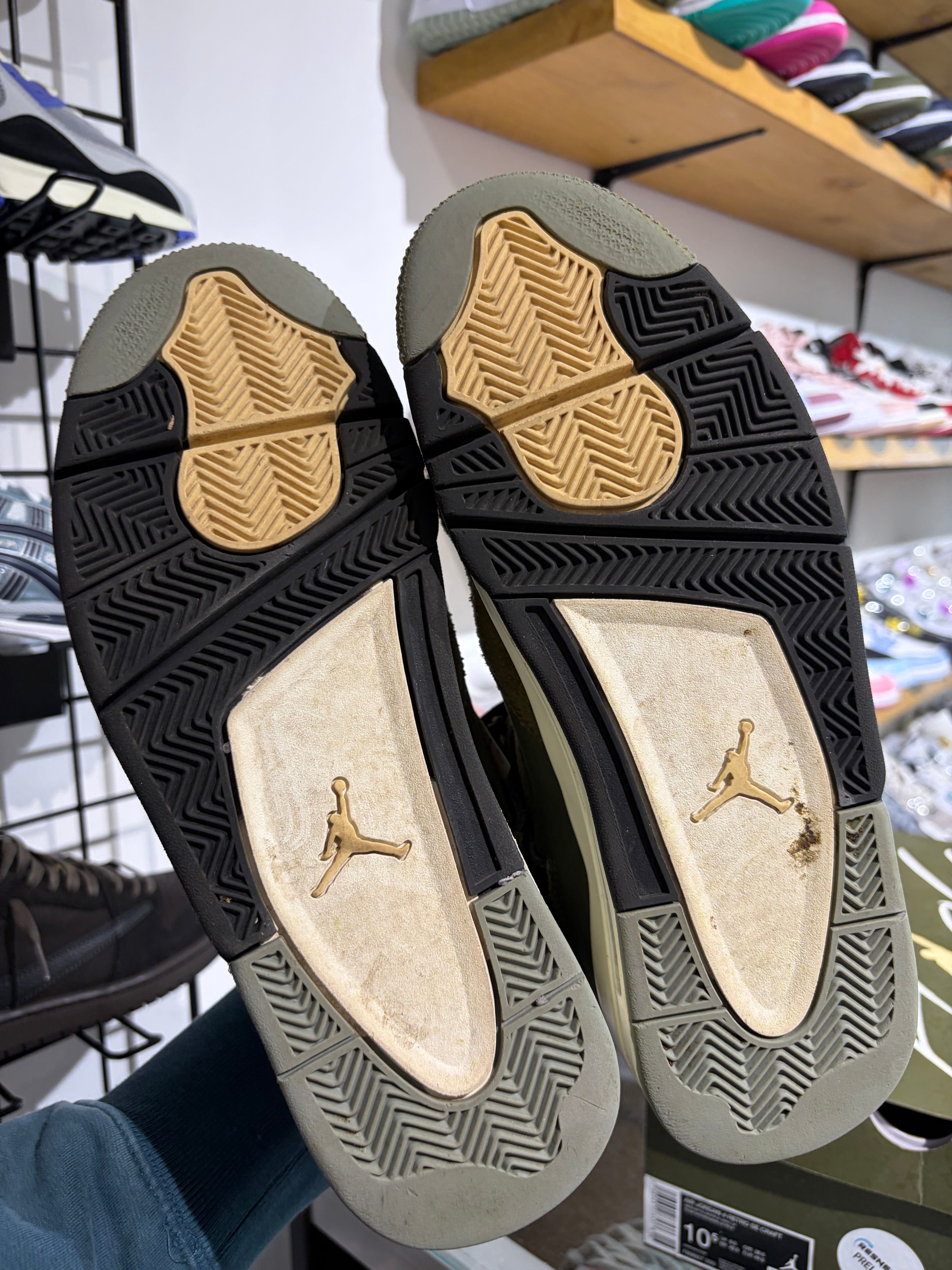 Air Jordan Jordan 4 Olive Craft UK 9.5