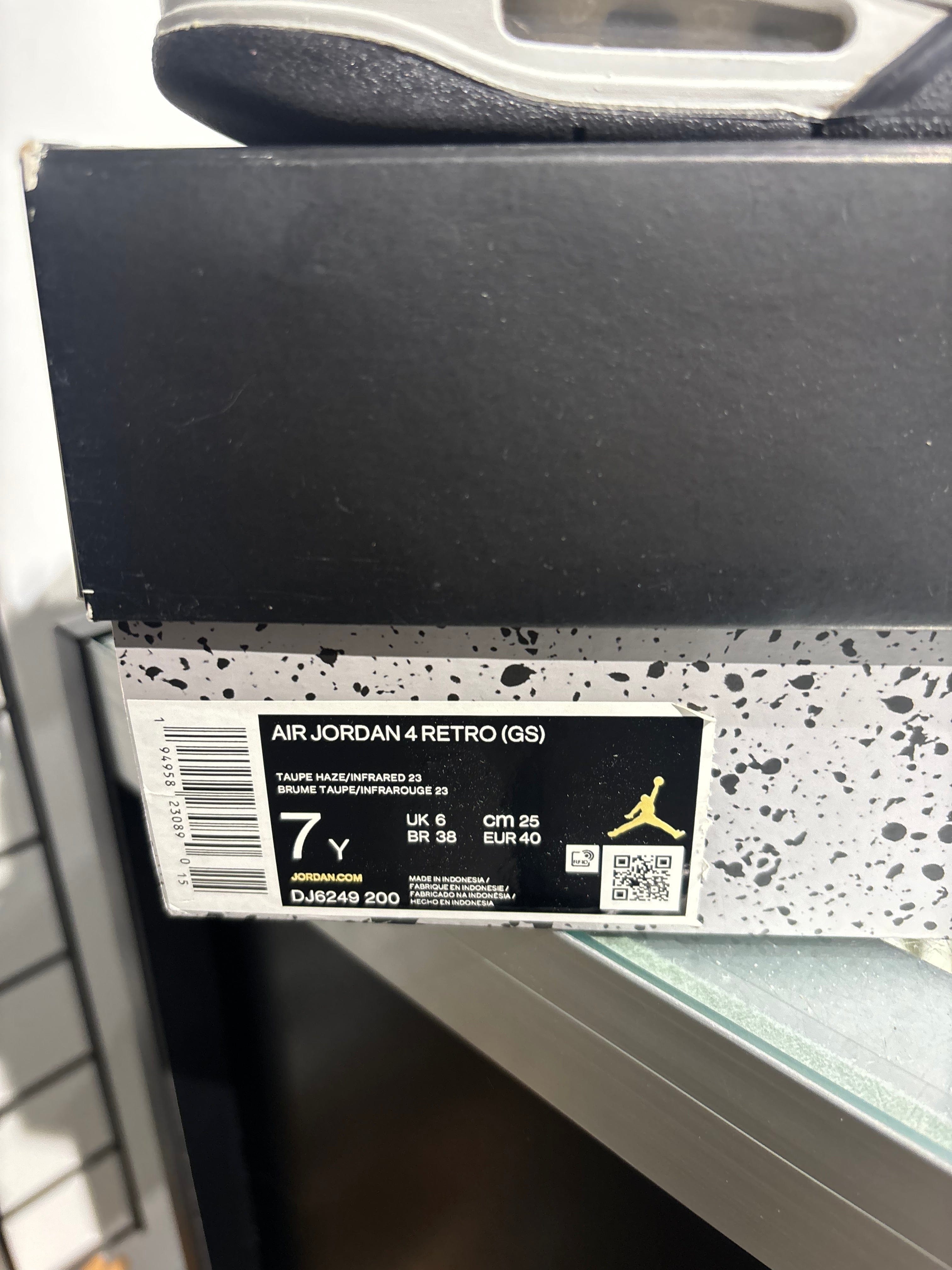 Air Jordan Jordan 4 Taupe Haze UK 6