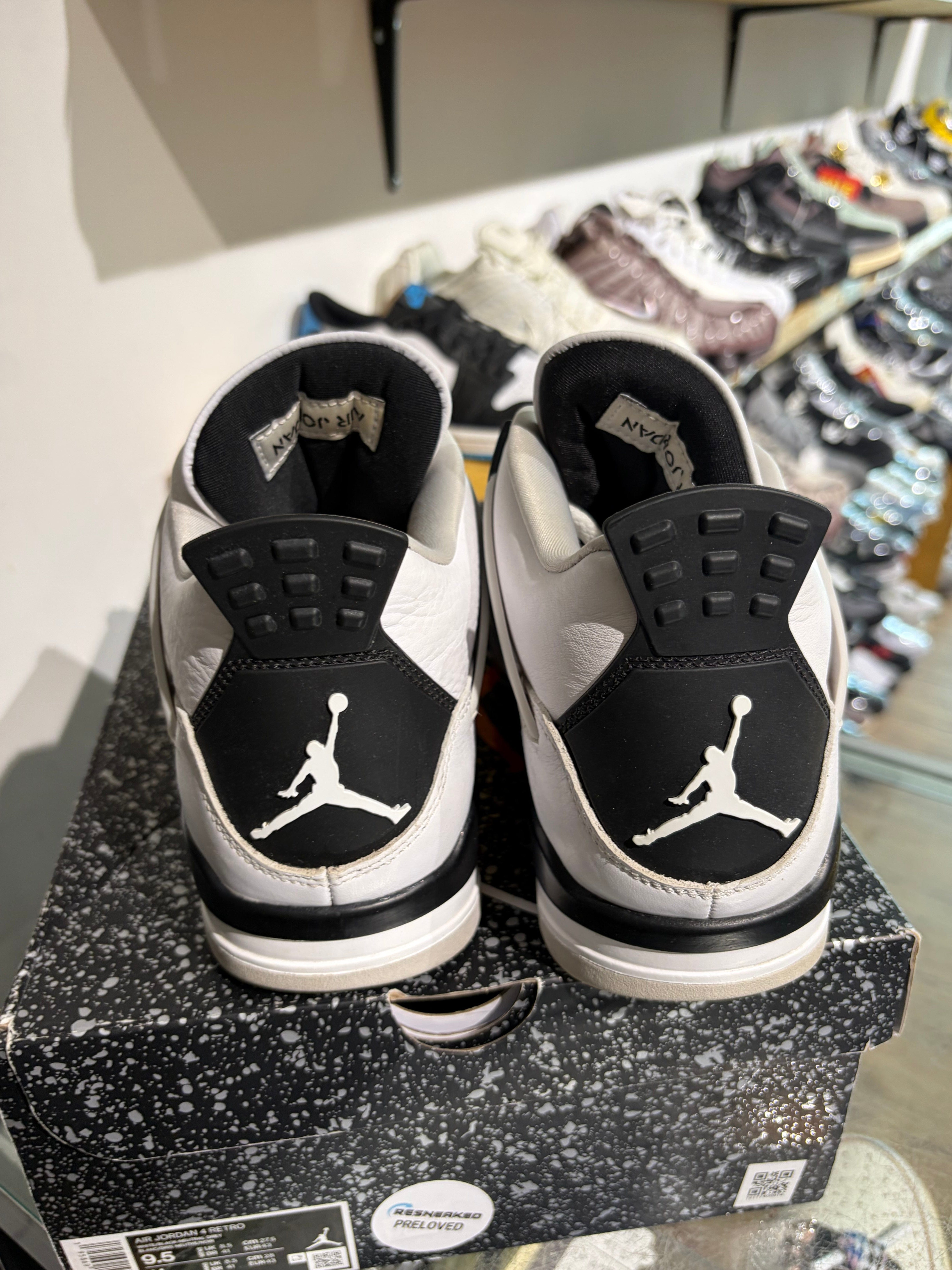 Air Jordan Jordan 4 Military Black UK 8.5 #142