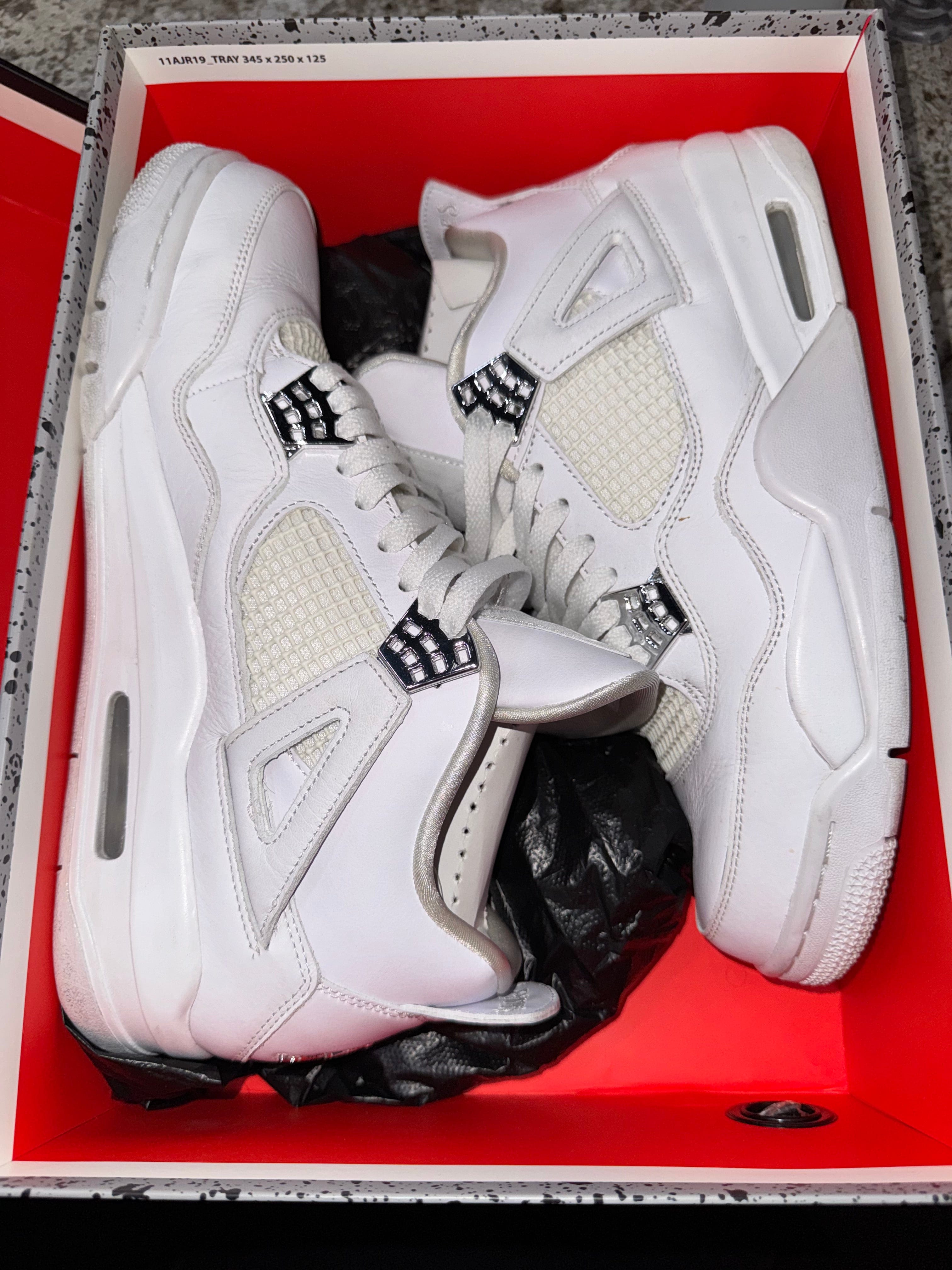 Air Jordan Jordan 4 Retro Pure Money (2017)