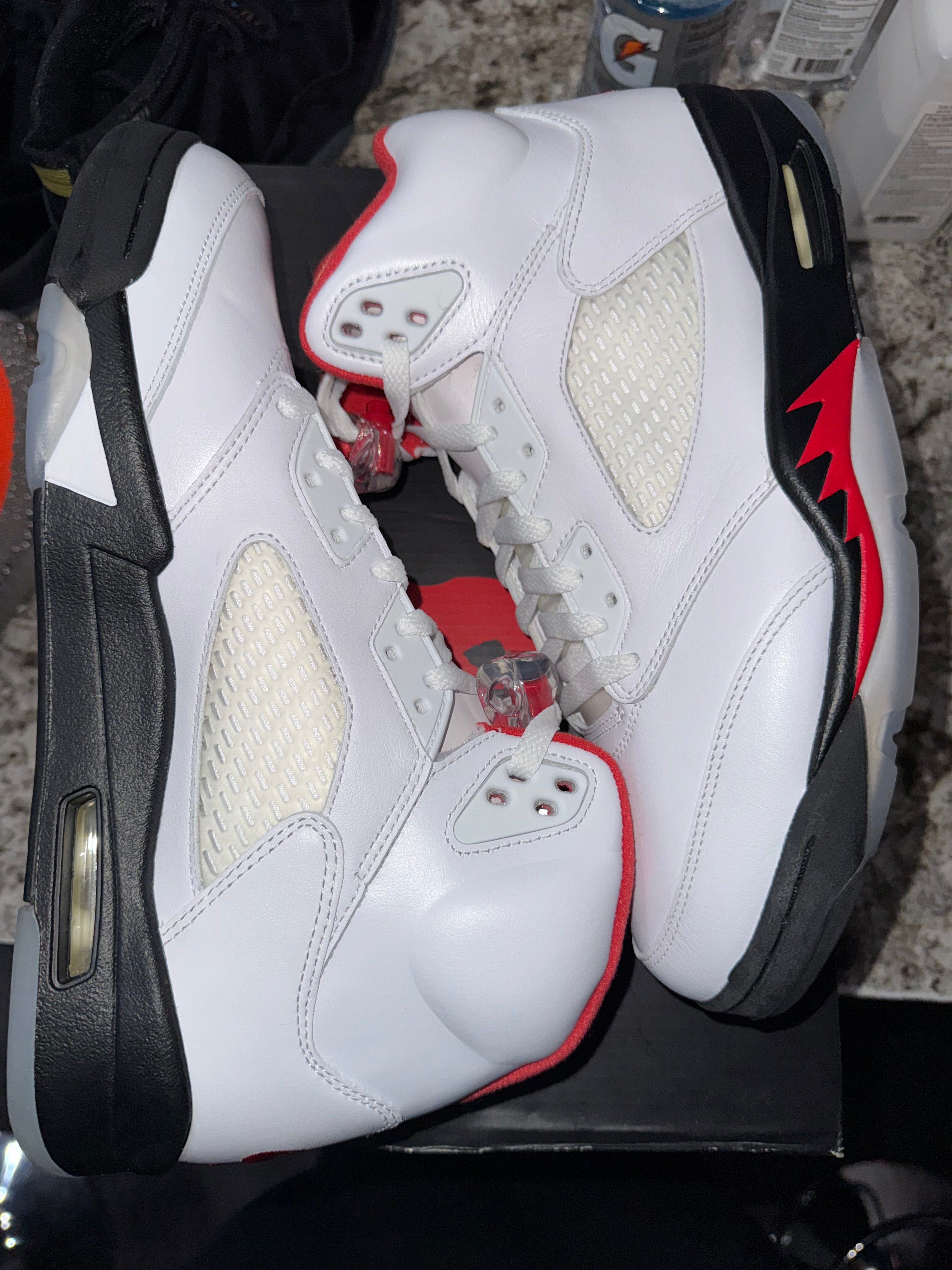 Air Jordan Jordan 5 Retro Fire Red Silver Tongue (2020) (DAMAGED BOX)