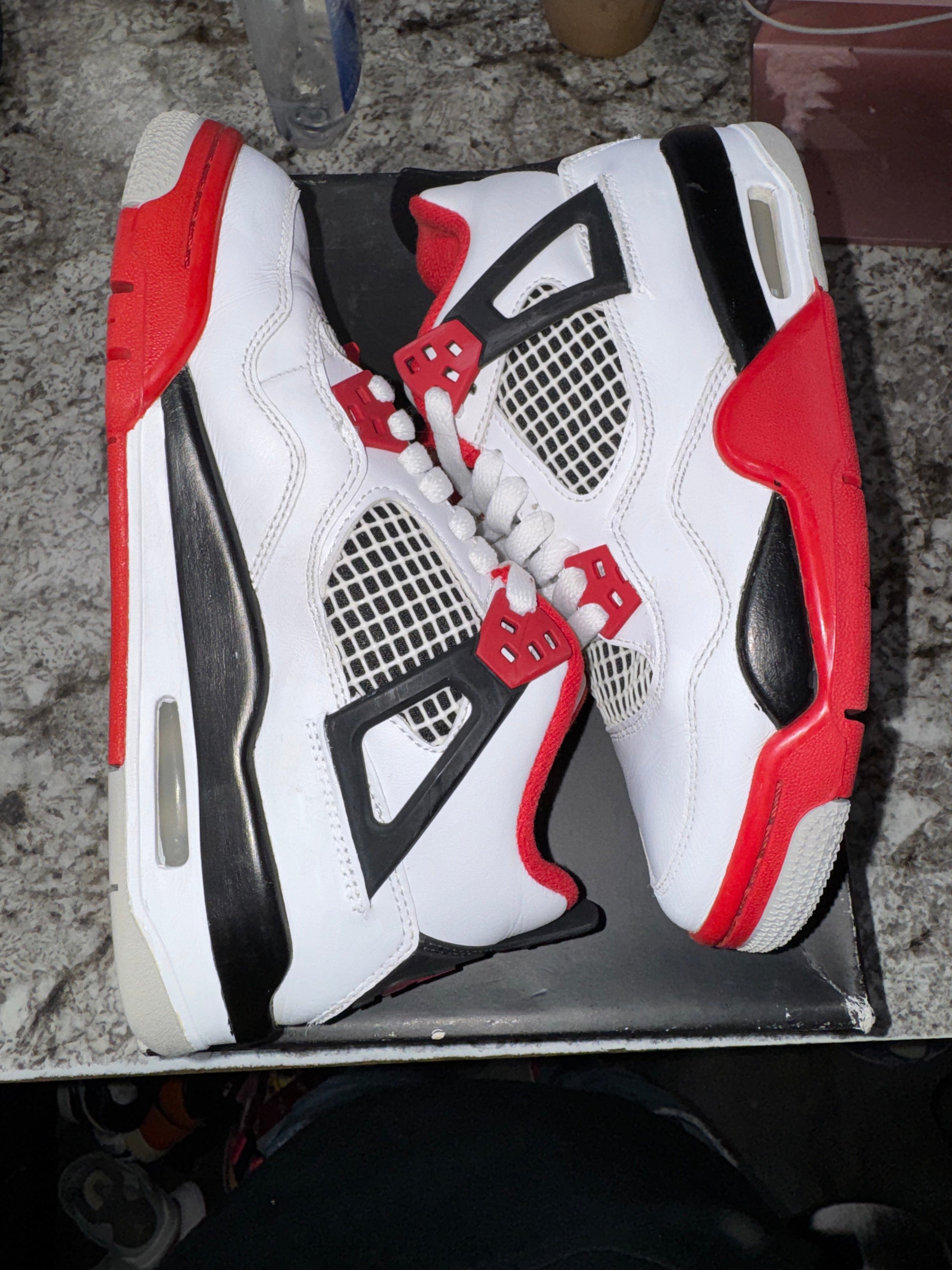 Air Jordan Jordan 4 Retro Fire Red (2020) (GS) (DAMAGED BOX)