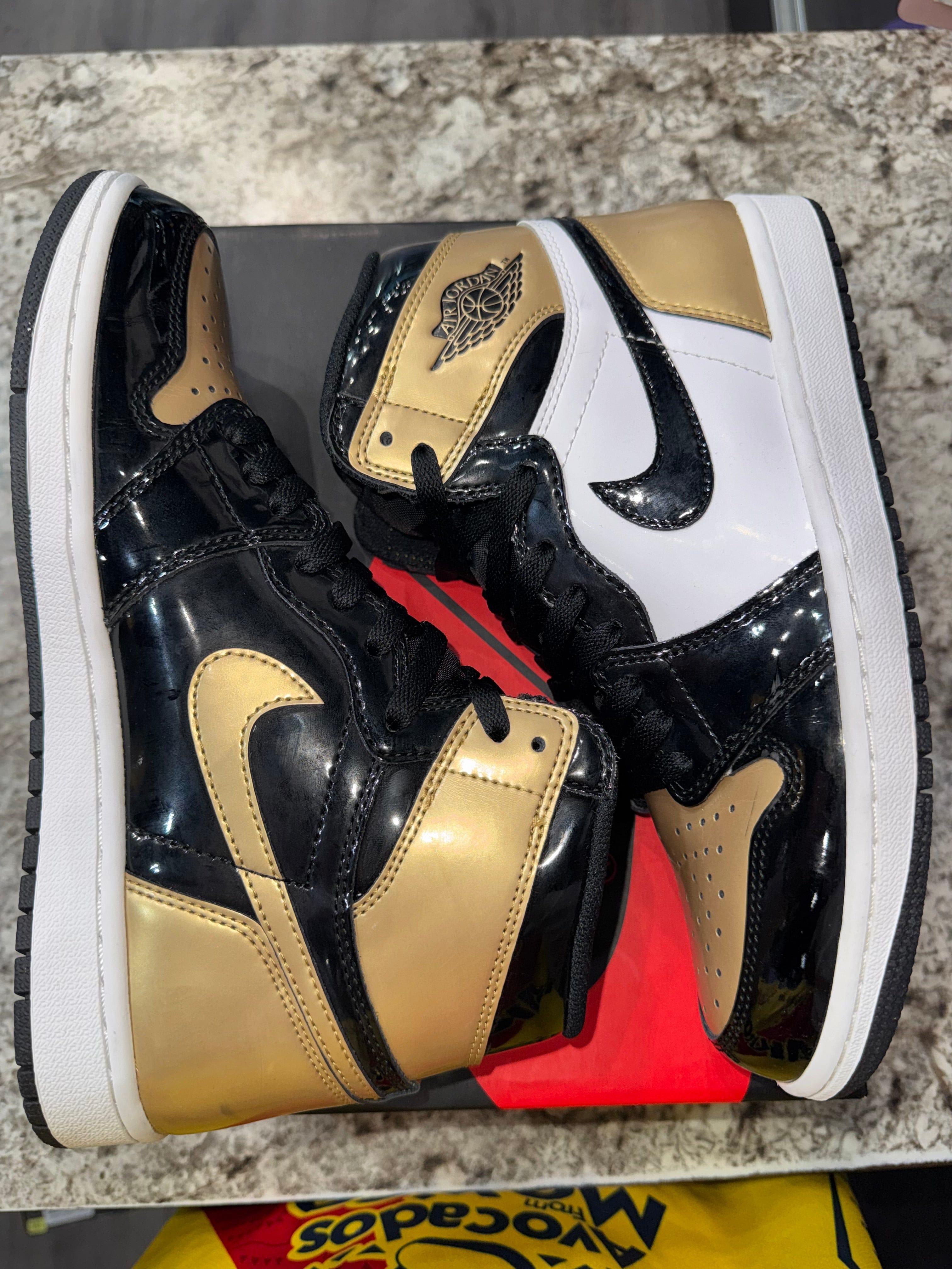 Air Jordan Jordan 1 Retro High NRG Patent Gold Toe