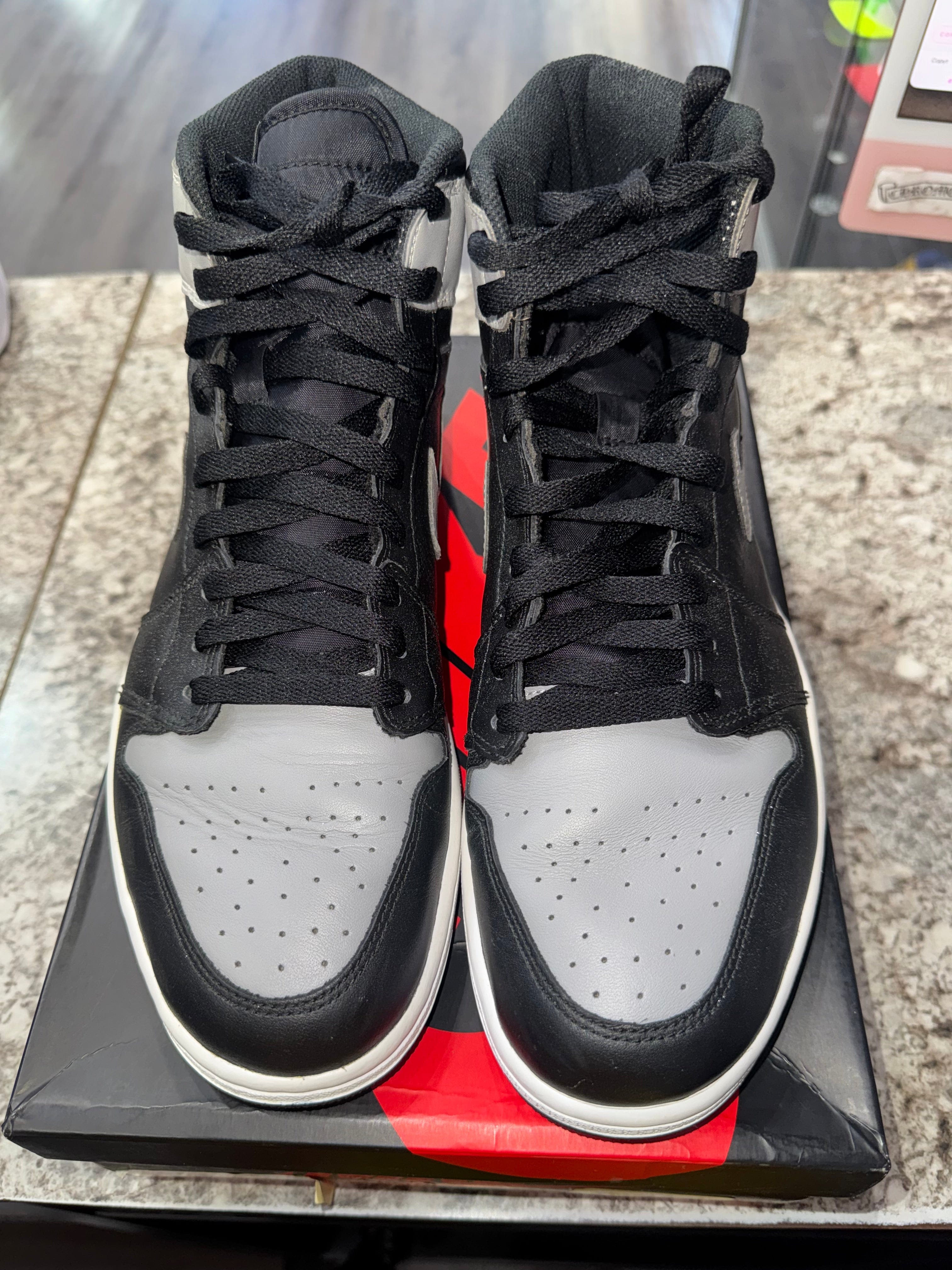 Air Jordan Jordan 1 Retro Shadow (2013)