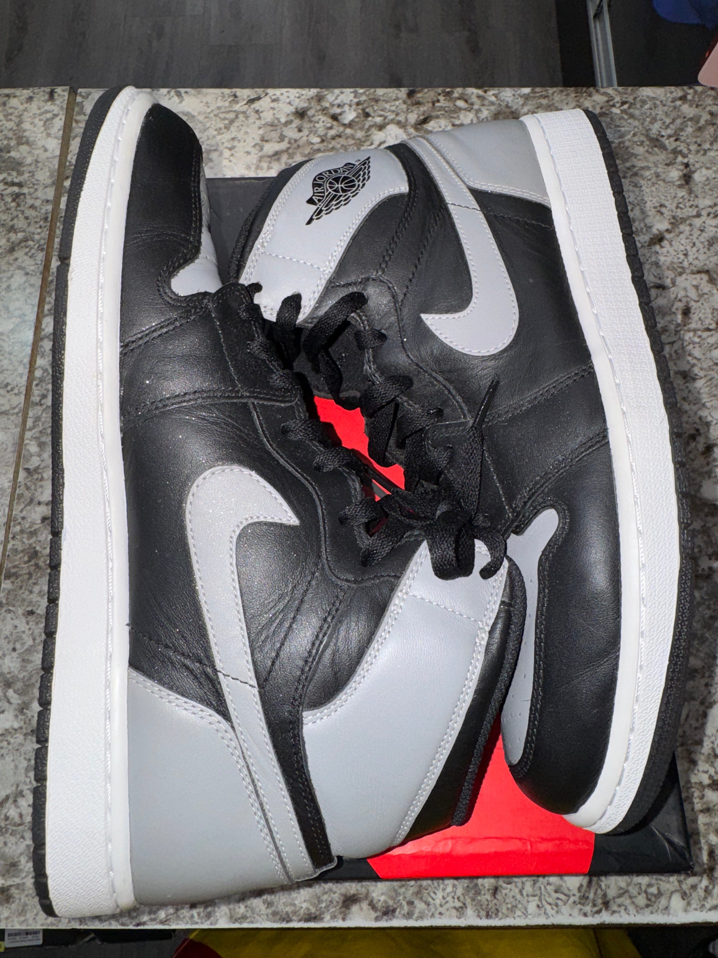 Air Jordan Jordan 1 Retro Shadow (2013)