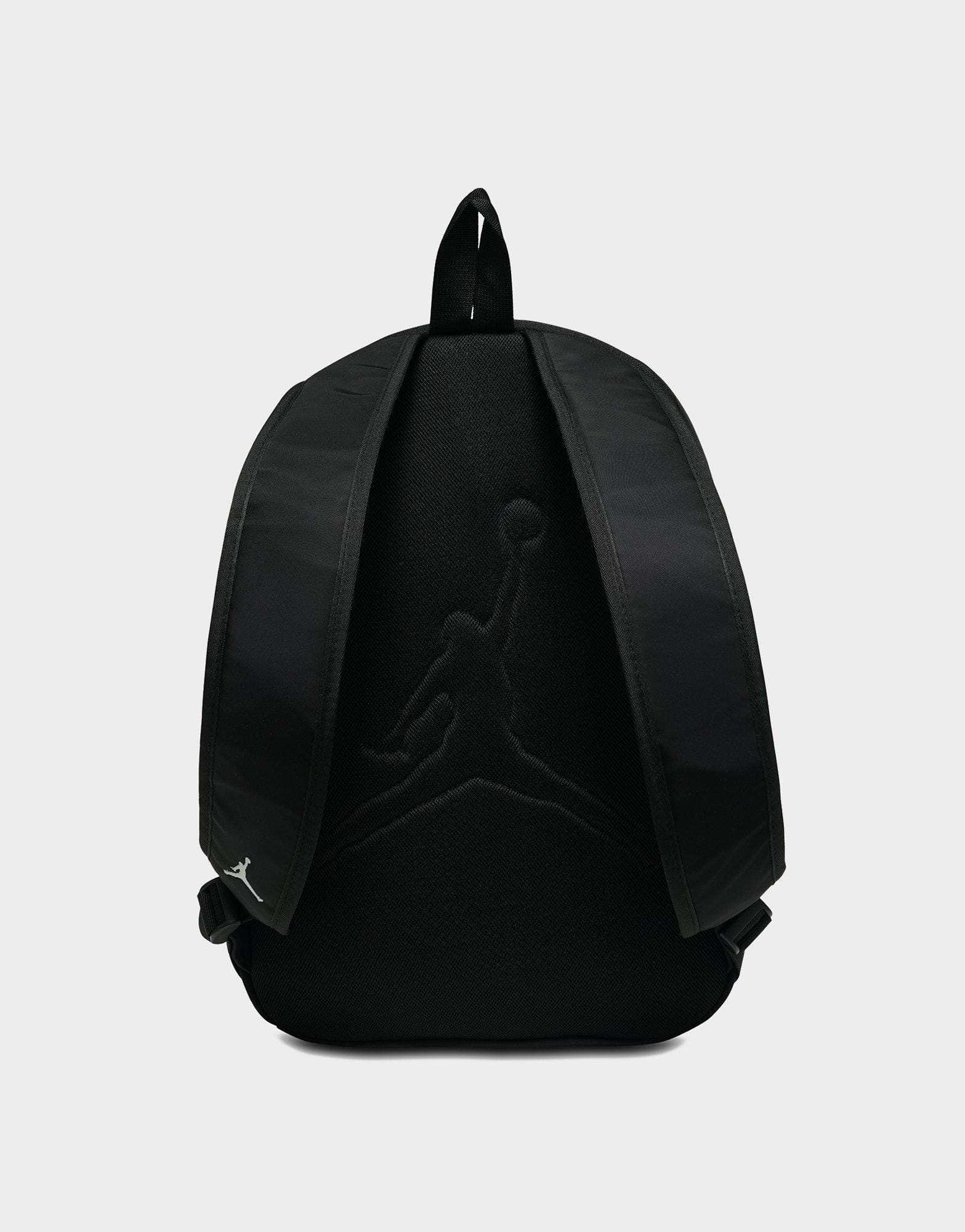 Air Jordan Legends Backpack (22.6 l)