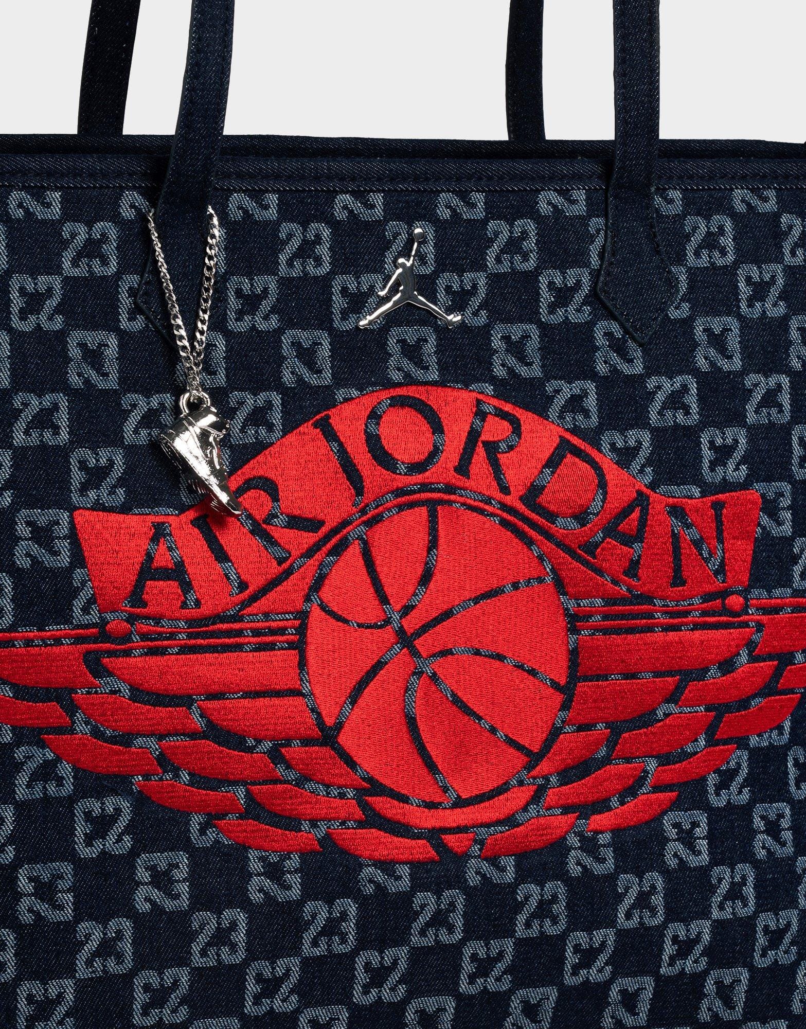 Air Jordan Monogram Tote Bag (32 l)