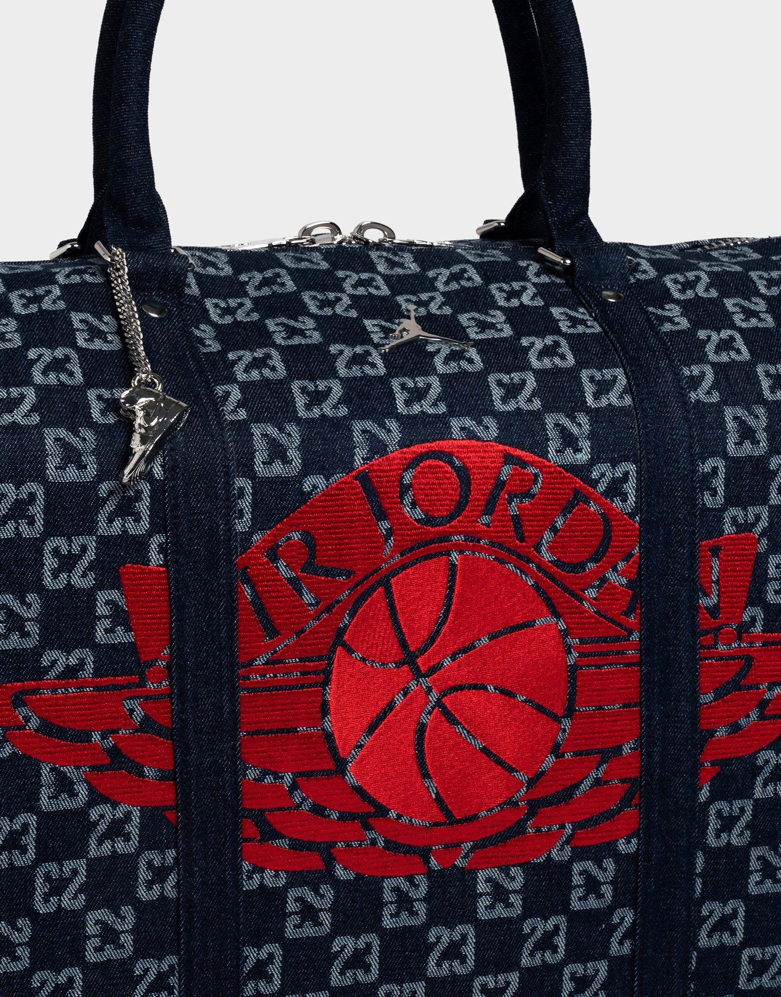Air Jordan Monogram Duffle Bag (40 l)
