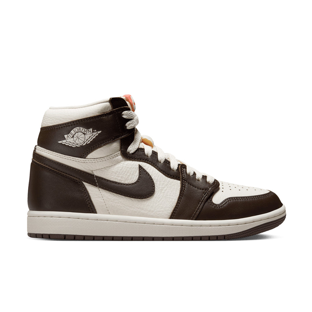 Air Jordan WOMEN'S AIR JORDAN 1 RETRO HIGH OG BAROQUE BROWN/SAIL