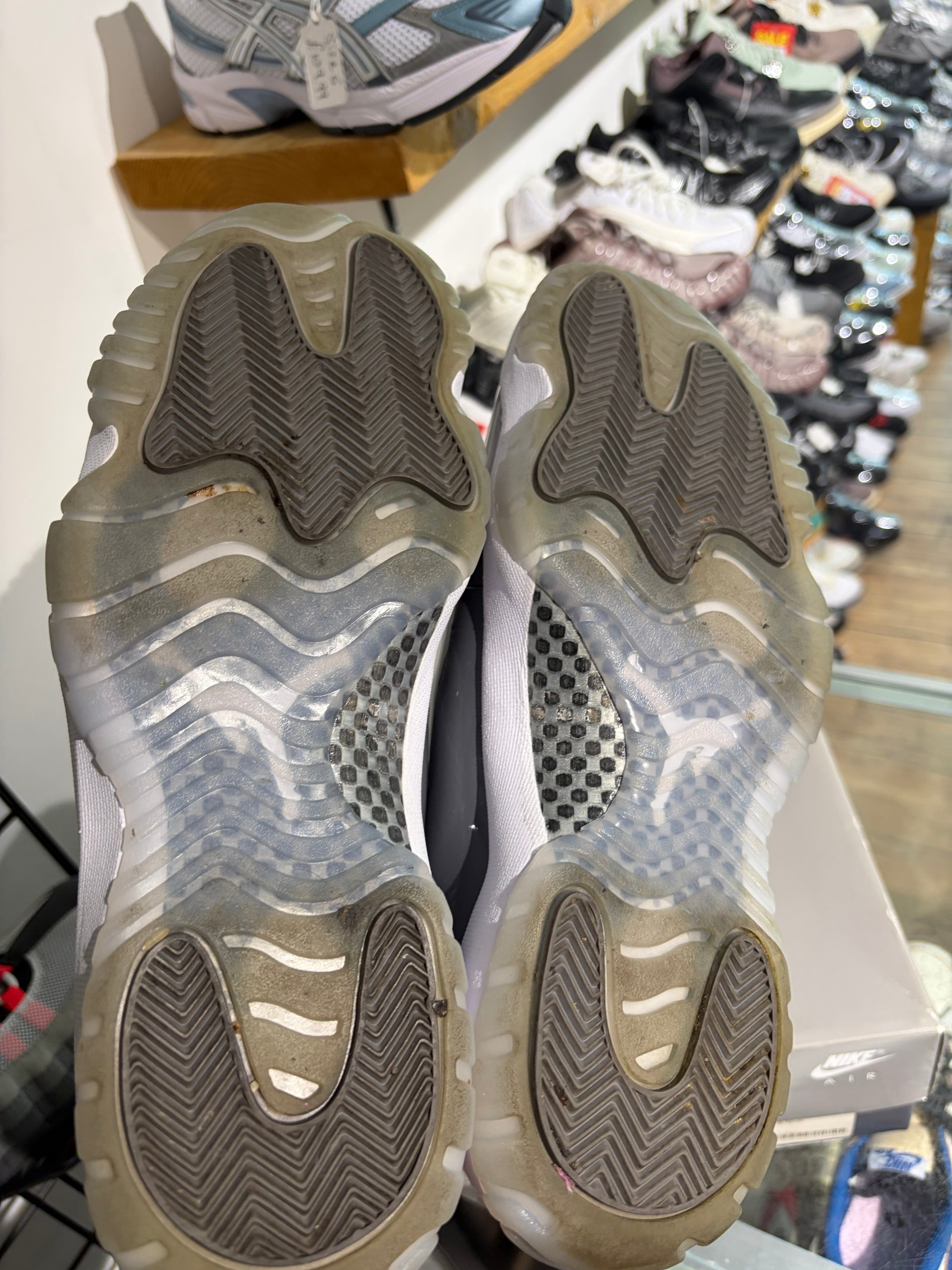 Air Jordan Jordan 11 Cool Grey UK 9.5 #134
