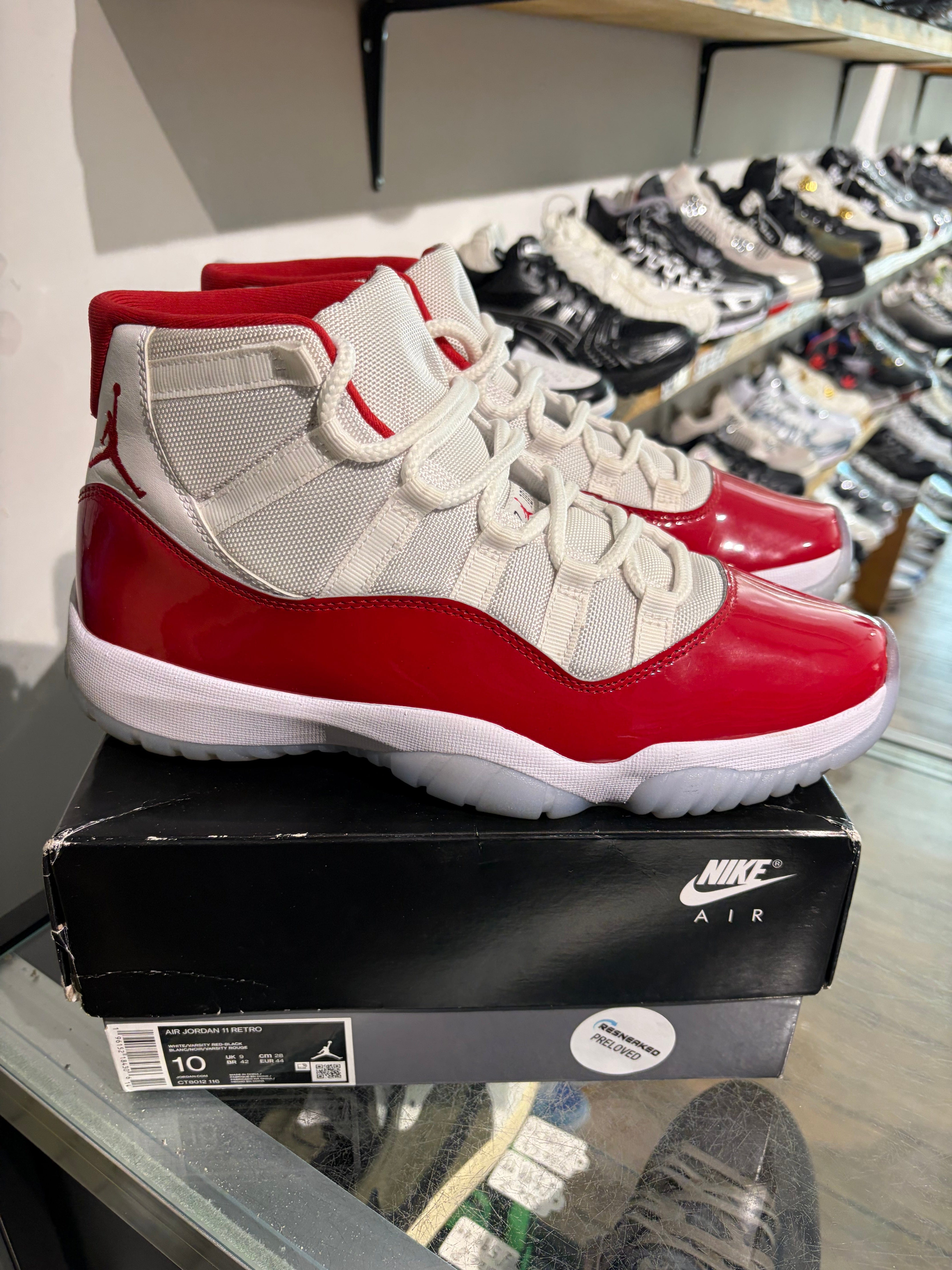 Air Jordan Jordan 11 Cherry UK 9
