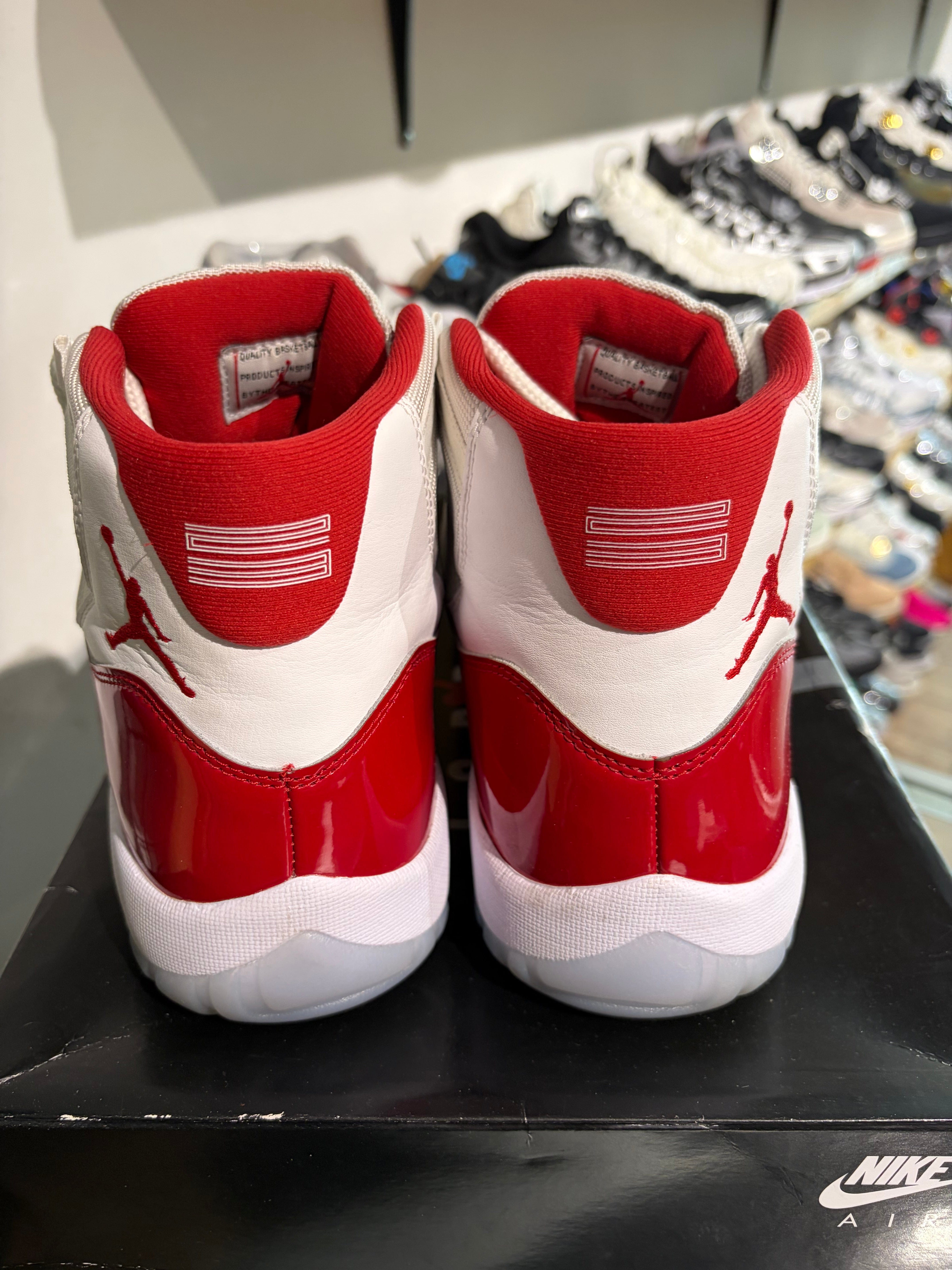 Air Jordan Jordan 11 Cherry UK 9