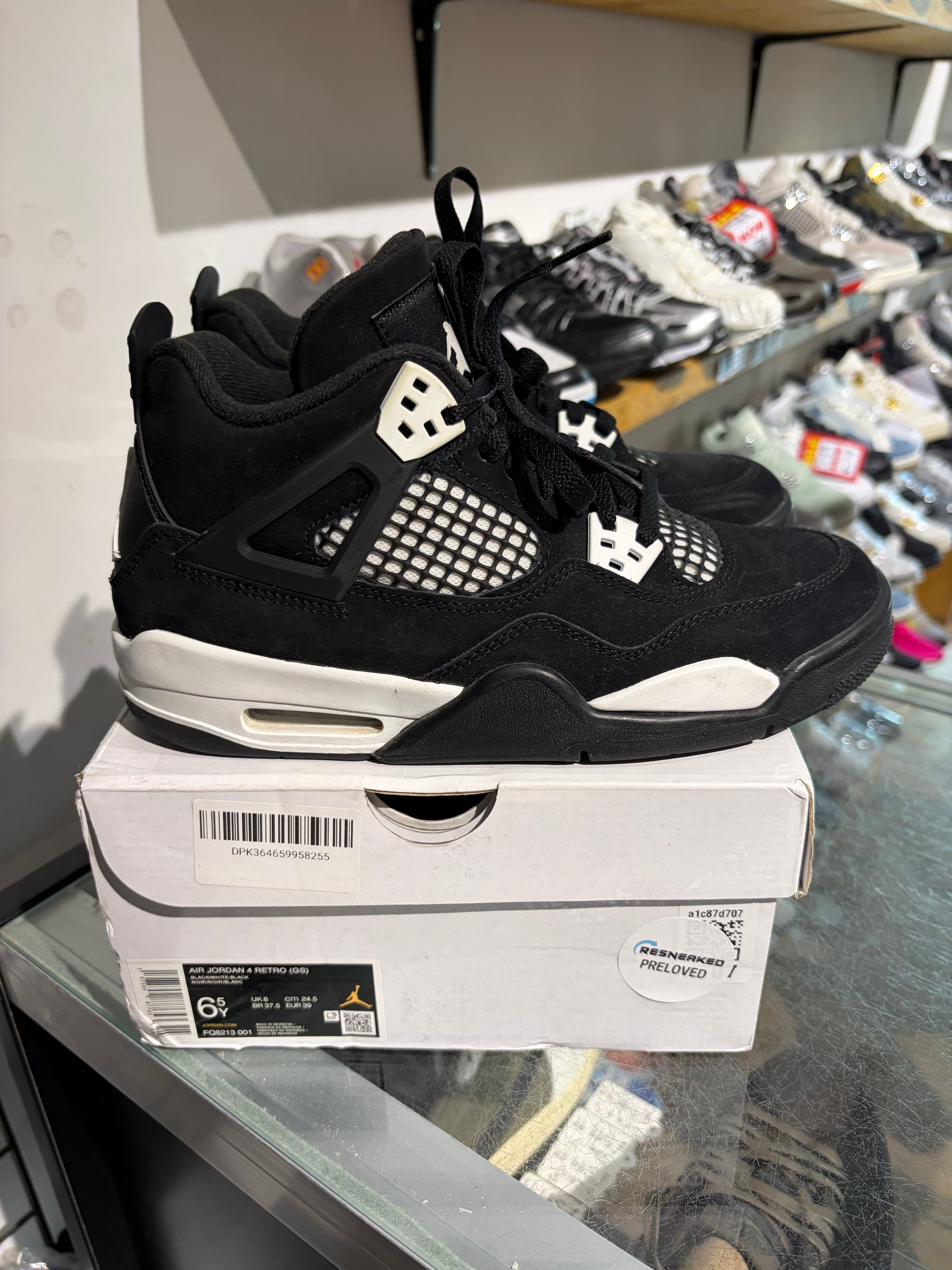Air Jordan Jordan 4 White Thunder UK 6