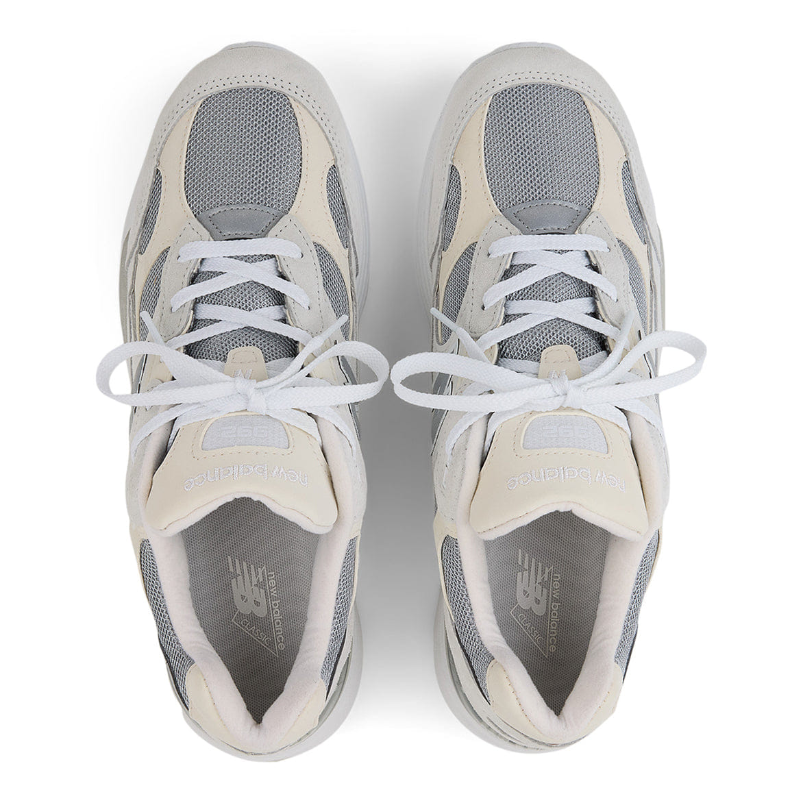 New Balance 992 MADE IN USA NIMBUS CLOUD