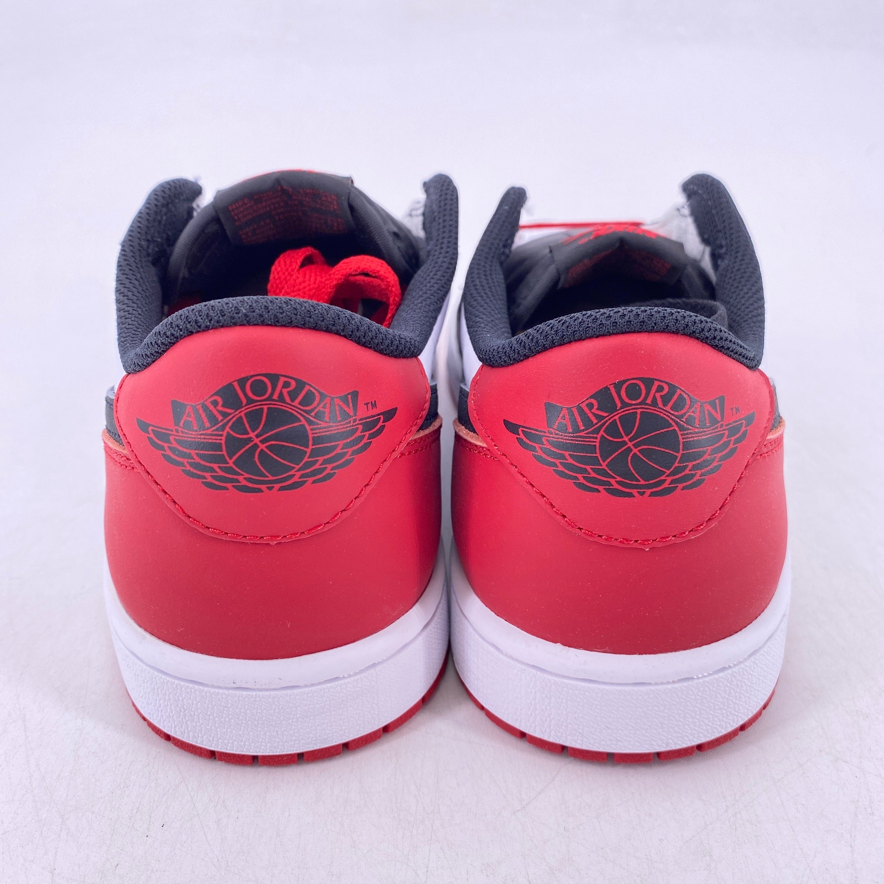 Air Jordan 1 Retro Low Black Toe 2023 New Size 8.5