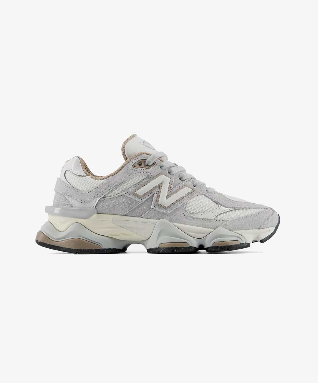 NEW BALANCE | 9060 { DRIFTWOOD/SEA SALT