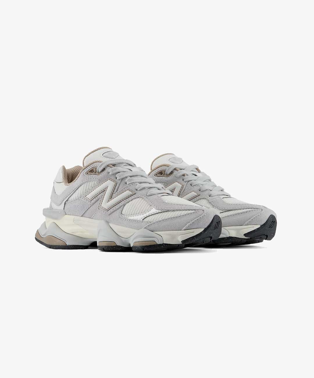 NEW BALANCE | 9060 { DRIFTWOOD/SEA SALT