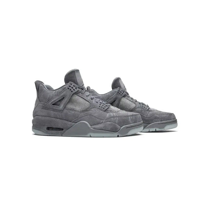Air Jordan 4 Retro Cool Grey x KAWS