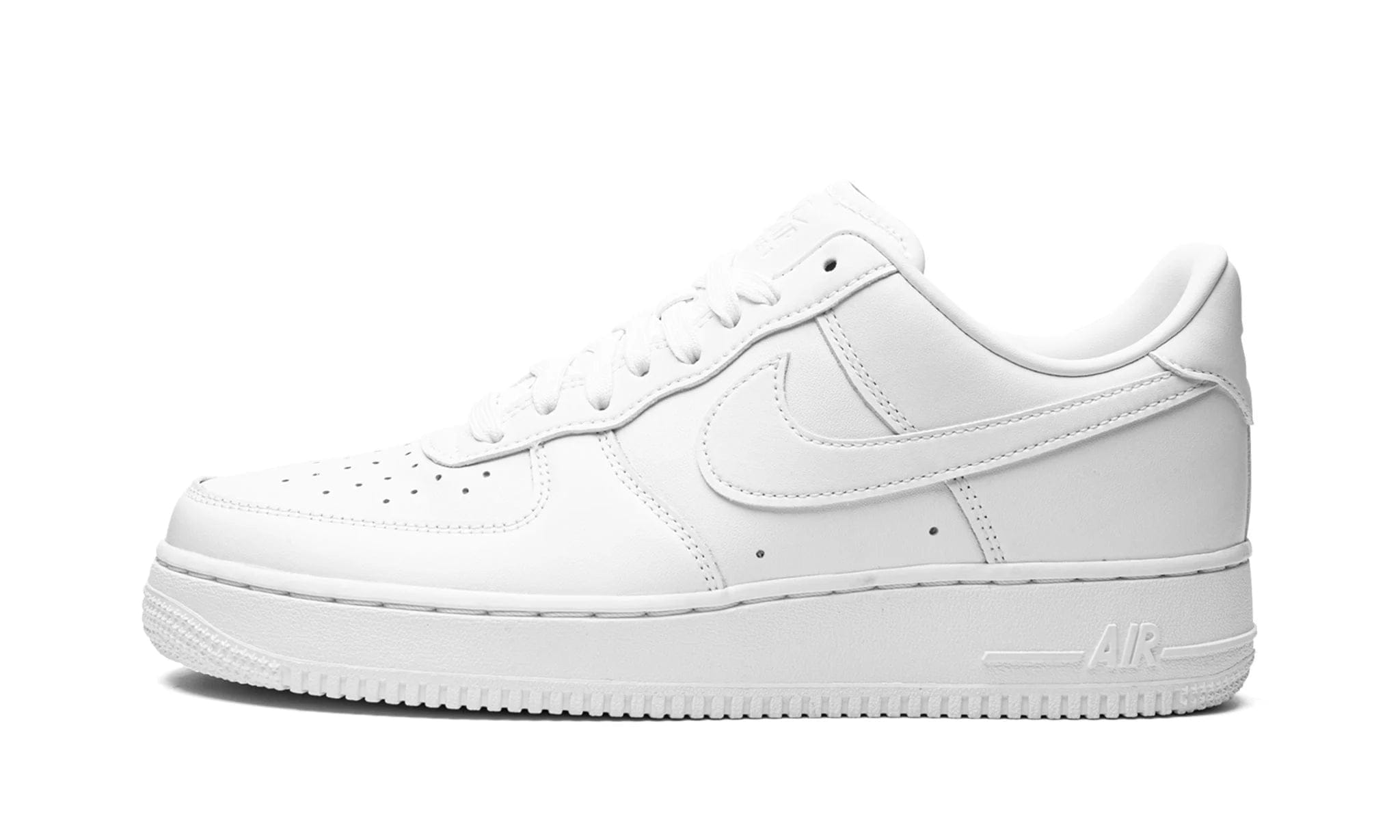 Nike Air Force 1 Low White اير فورس 1 لو وايت