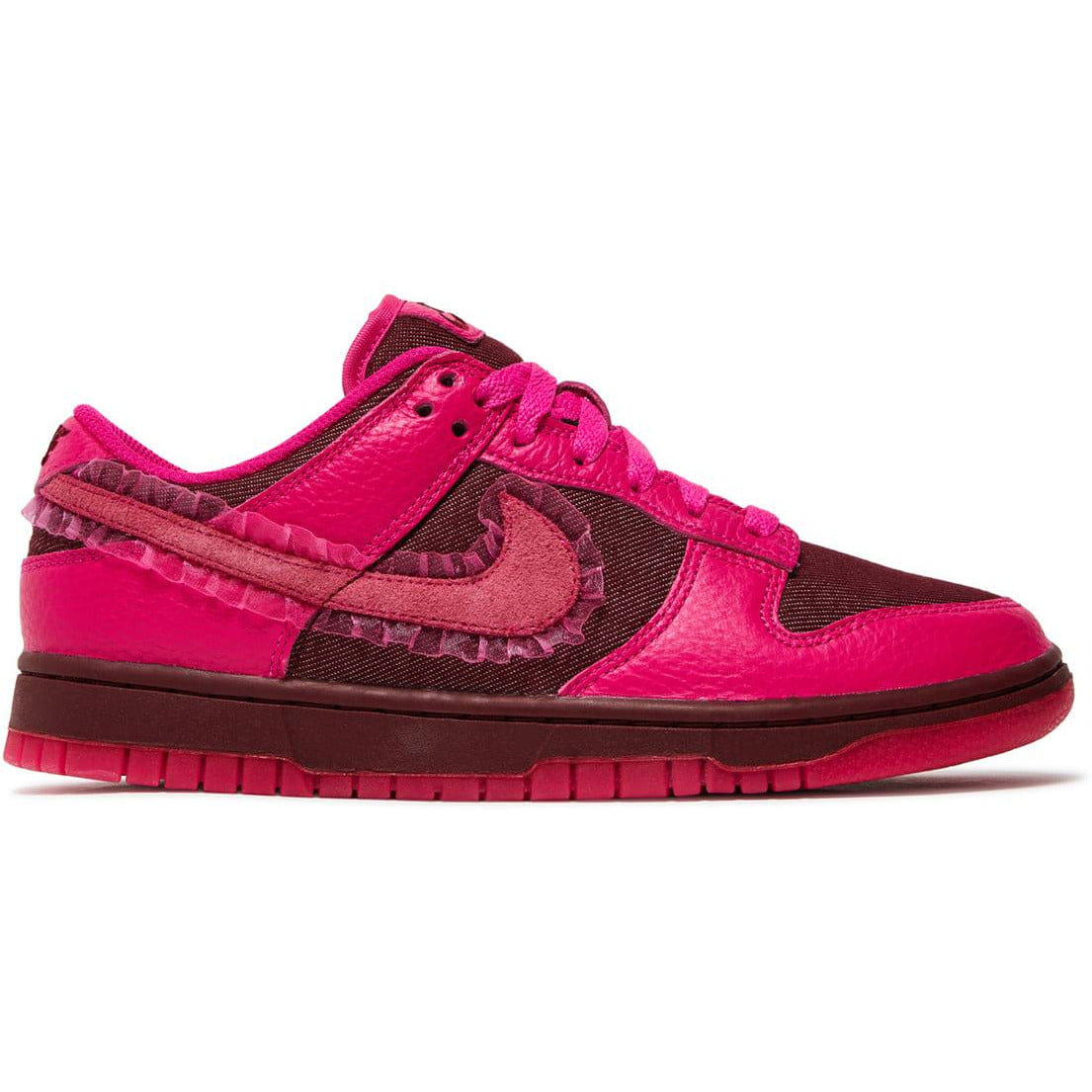 Nike Dunk Low 'Valentine's Day' (Wmns) (2022)