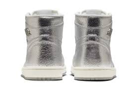 Air Jordan Jordan 1 Retro High OG Chrome (W)